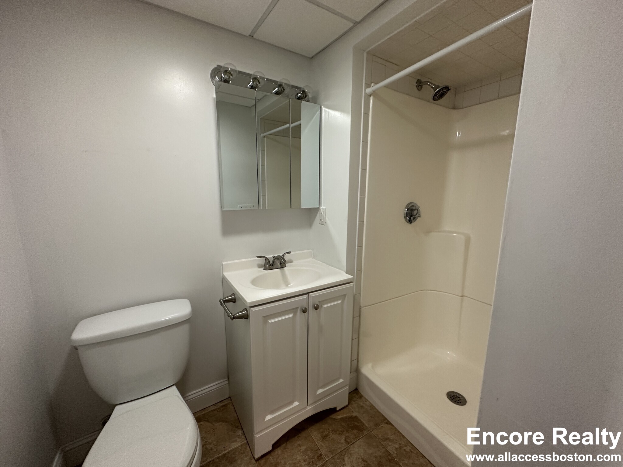 250 Newbury St, Back Bay