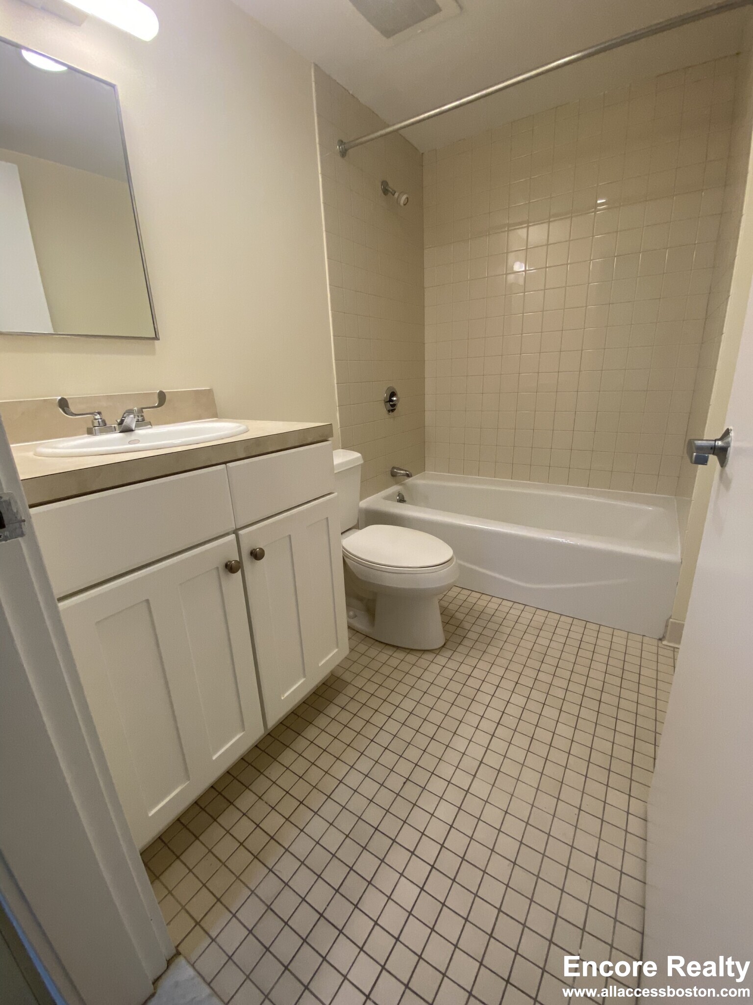 40 Boylston St, Downtown