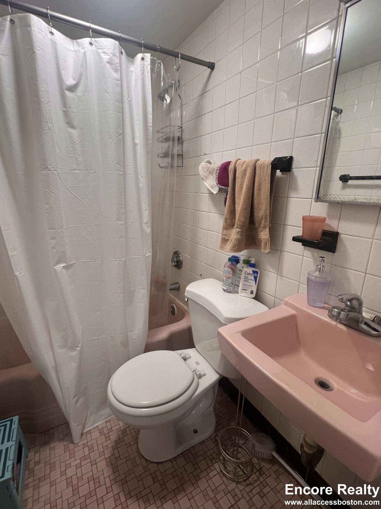 153 Brighton Ave, Allston