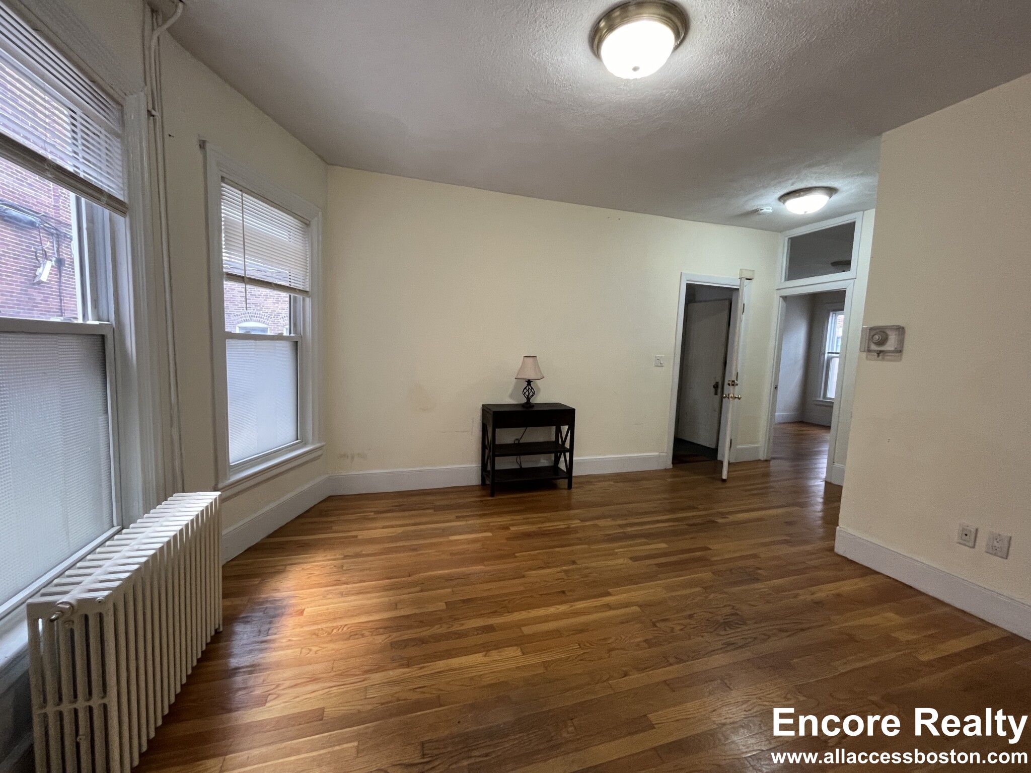 35 A Harvard St, Central Village