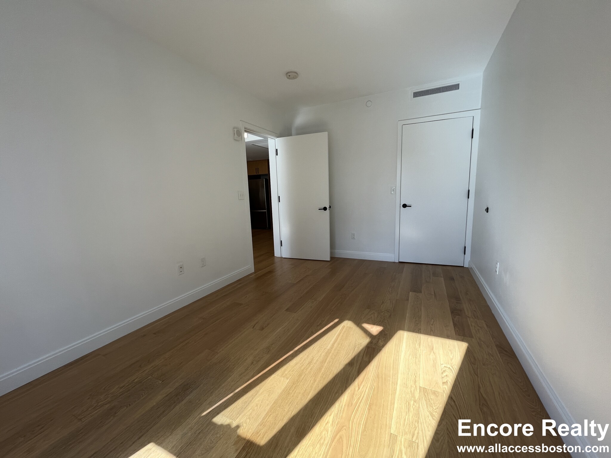 83 Gardner St, Allston