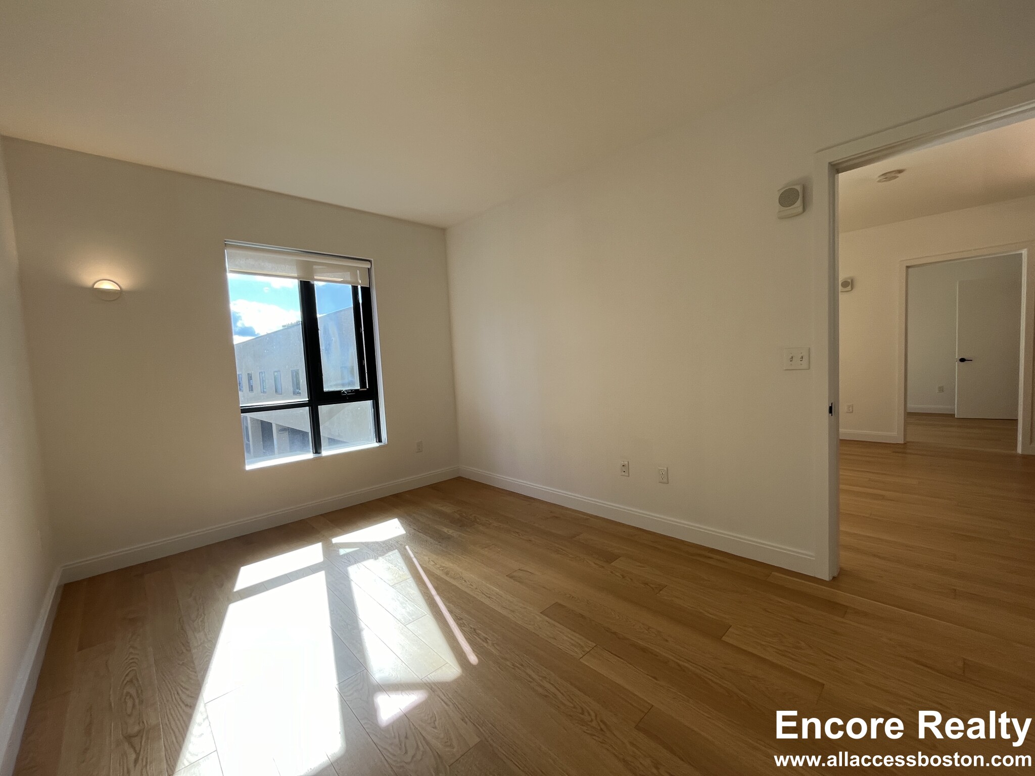 83 Gardner St, Allston