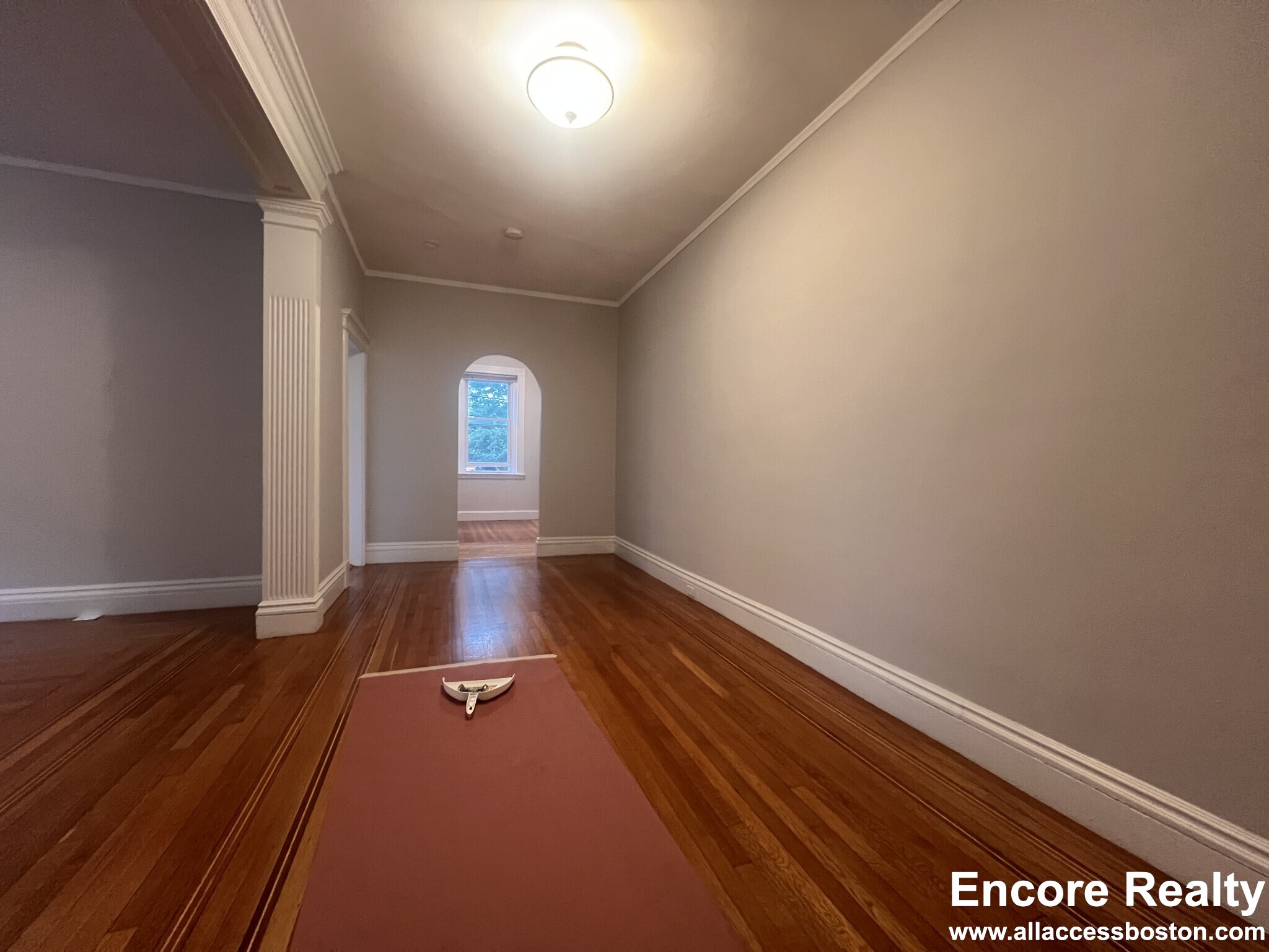 33 Stearns Rd, Coolidge Corner