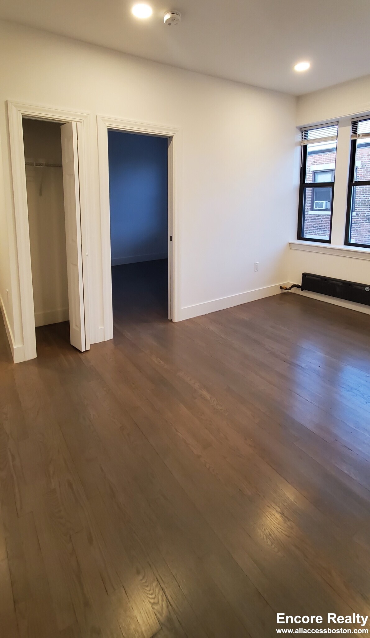 11 Queensberry St, Fenway