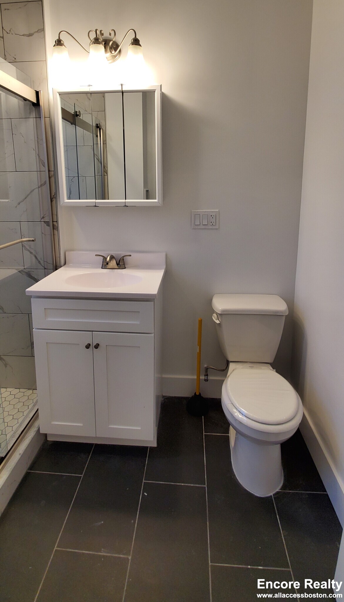 11 Queensberry St, Fenway