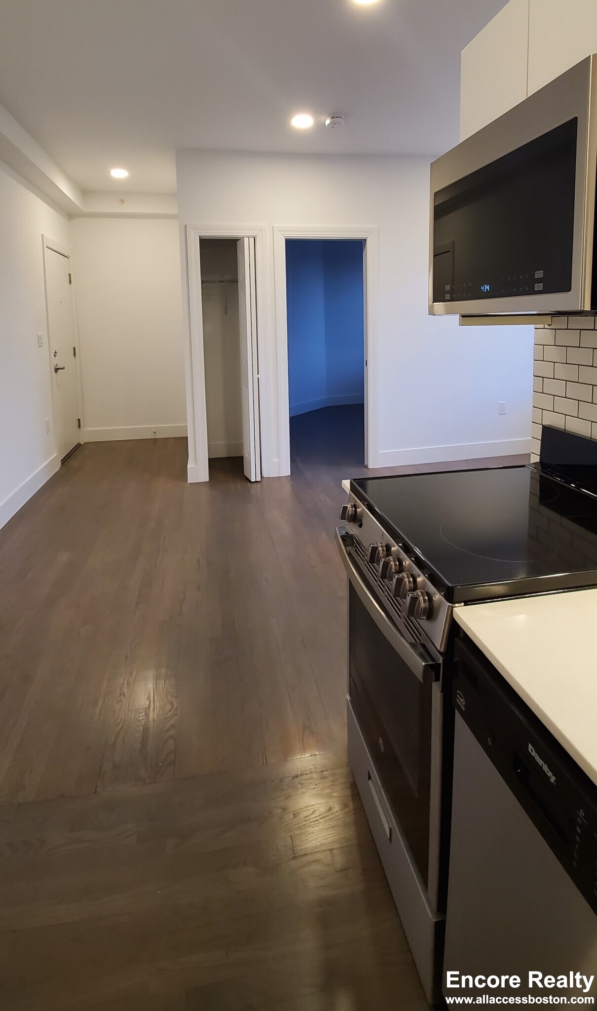 11 Queensberry St, Fenway