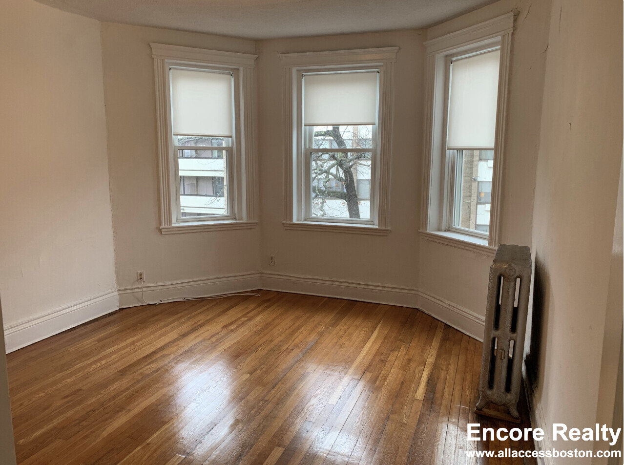 116 Warren St, Brighton