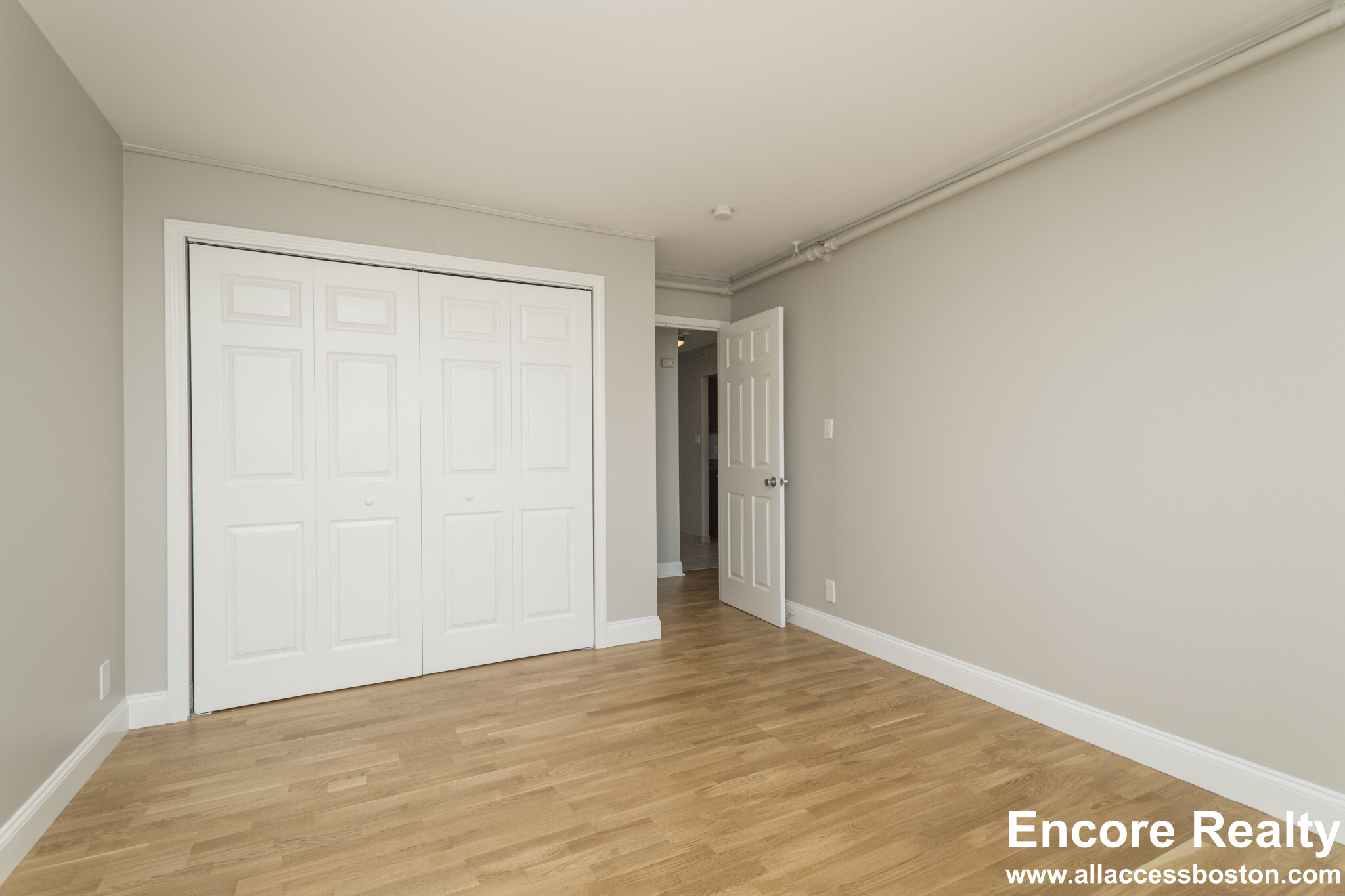 1410 Columbia Rd, South Boston