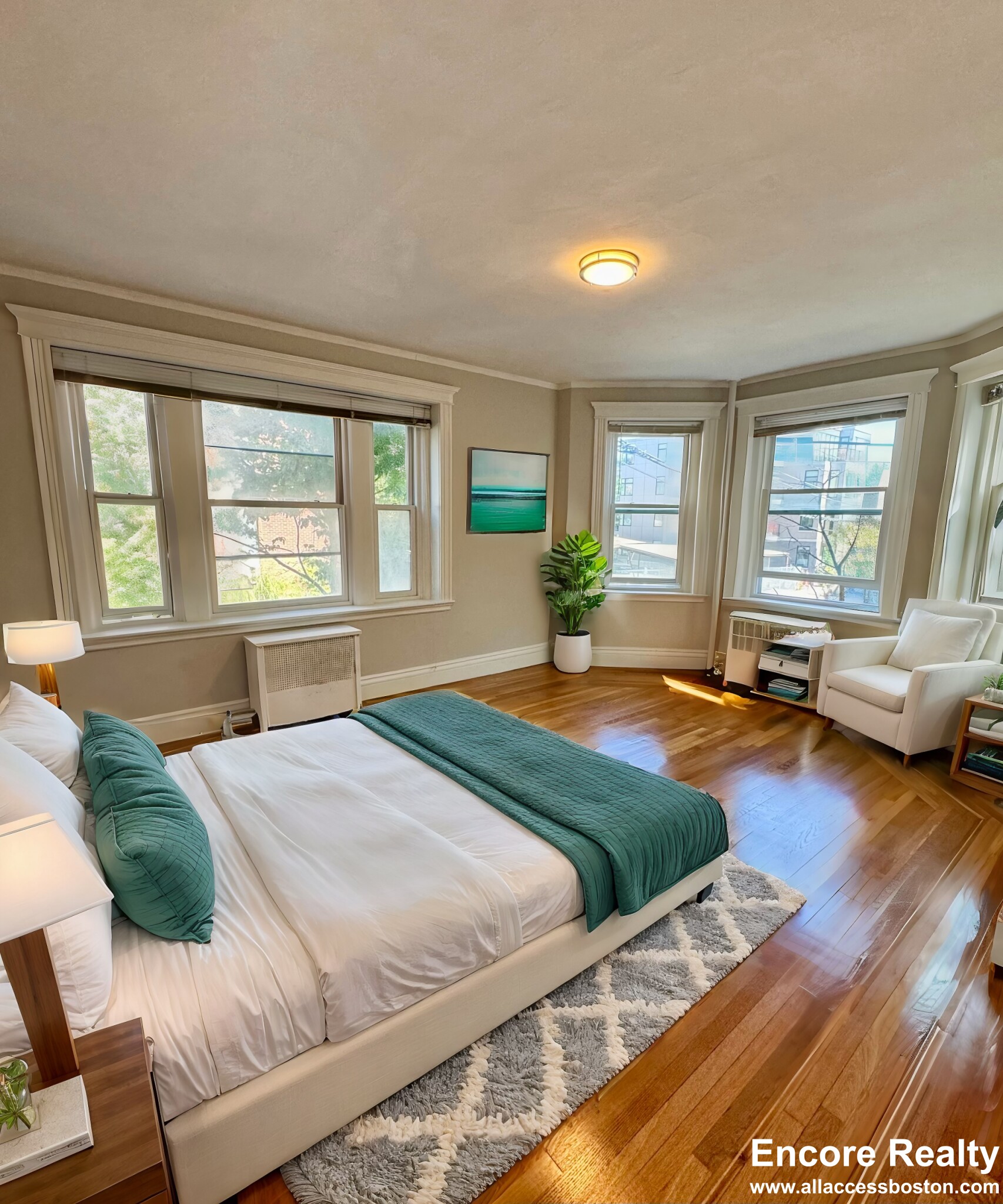 33 Stearns Rd, Coolidge Corner