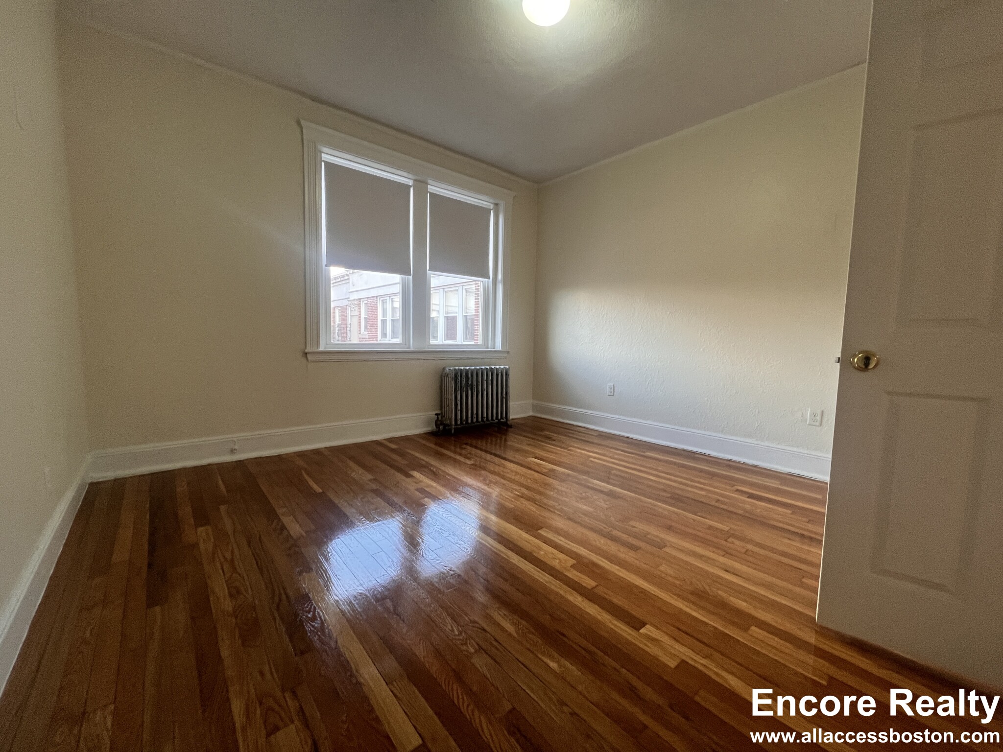 1820 Commonwealth Ave, Brighton