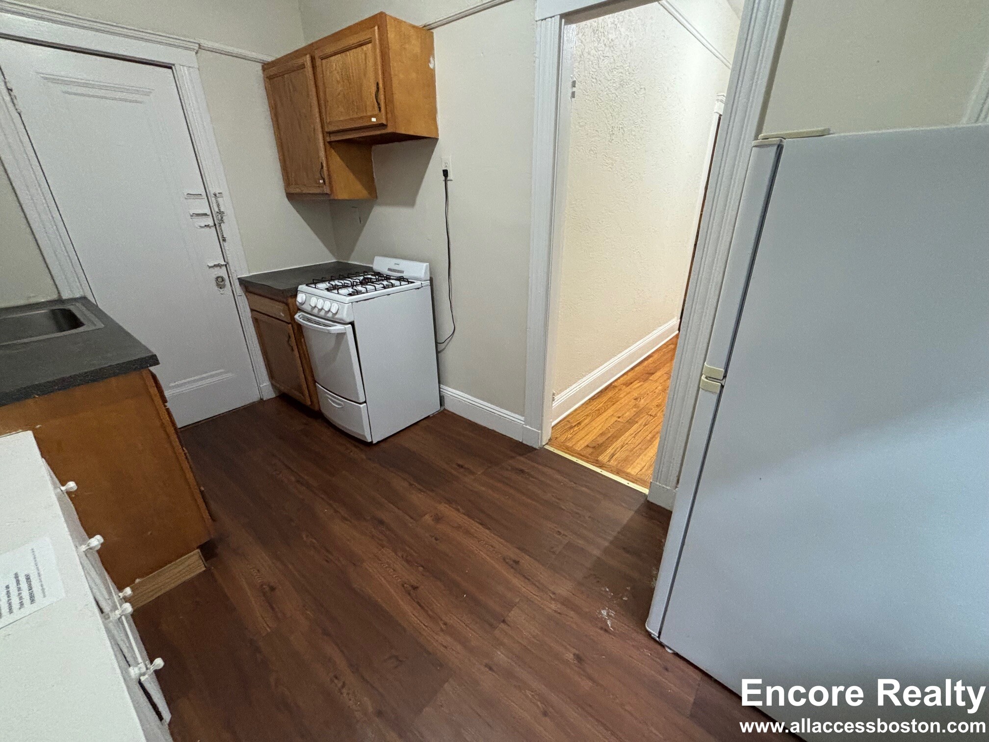 1687 Commonwealth Ave, Brighton