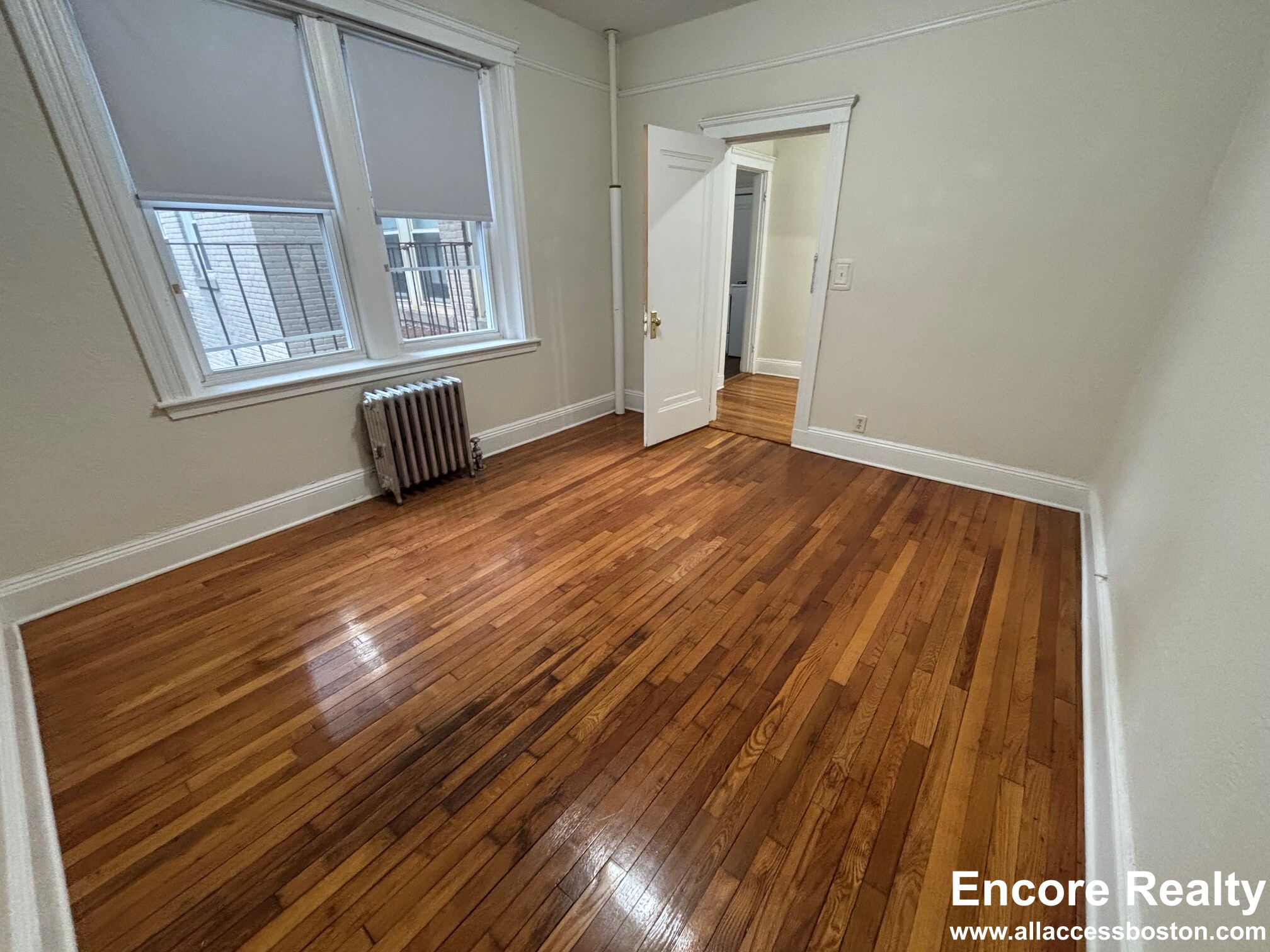 1687 Commonwealth Ave, Brighton