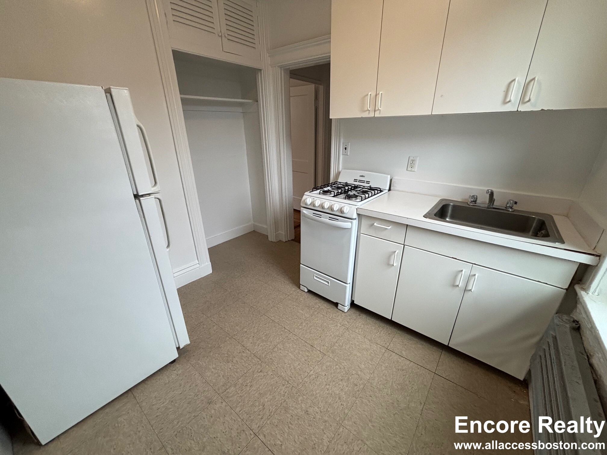 116 Warren St, Brighton