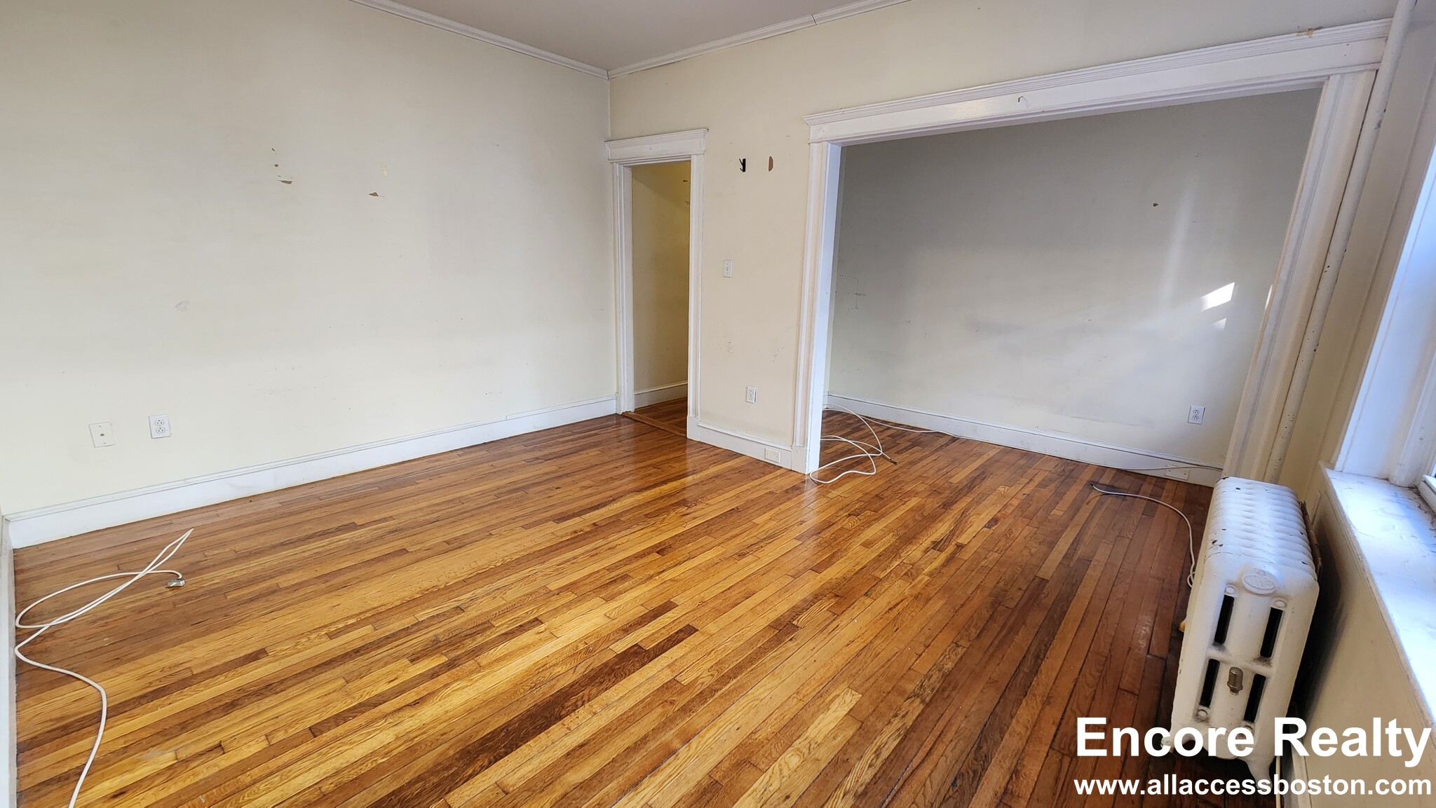 1637 Commonwealth Ave, Brighton