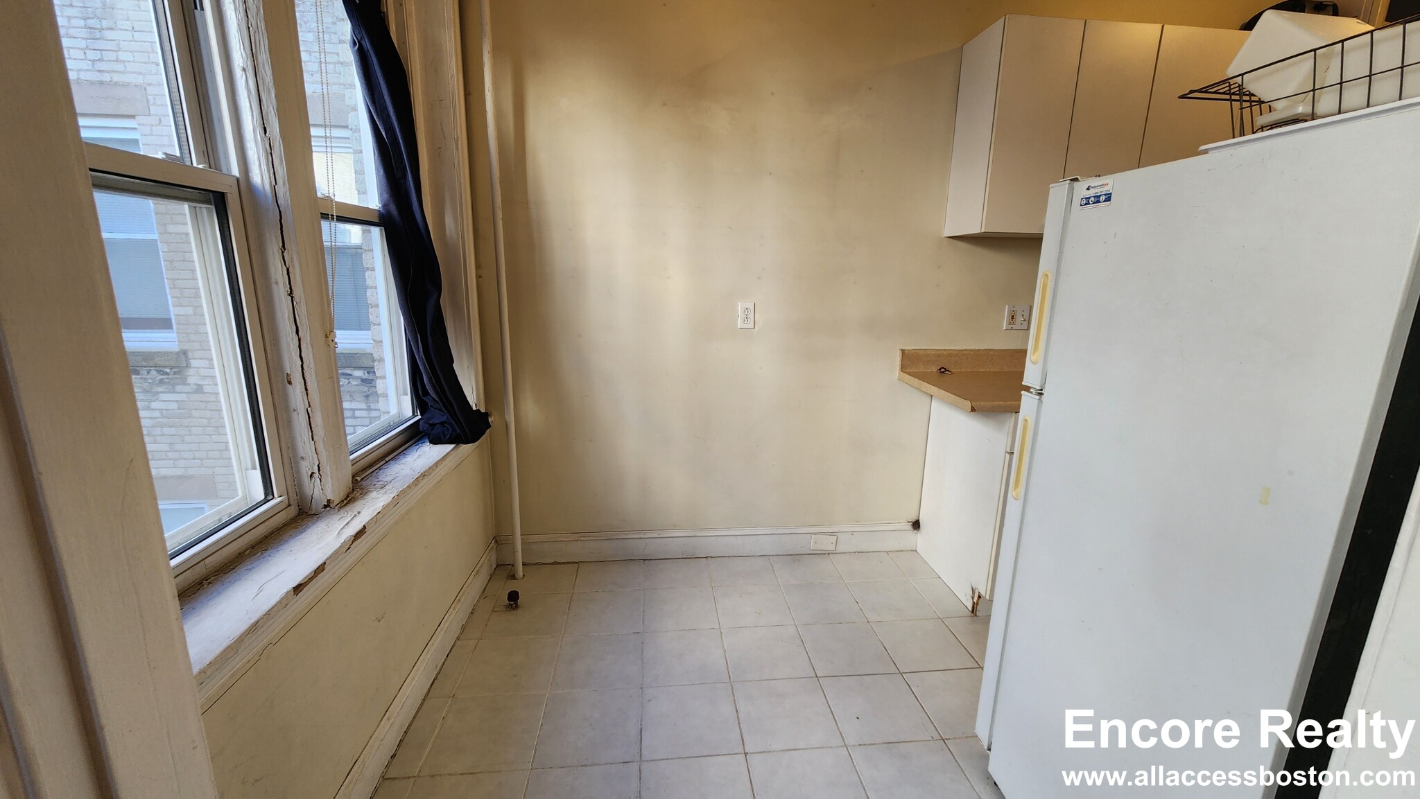 1637 Commonwealth Ave, Brighton