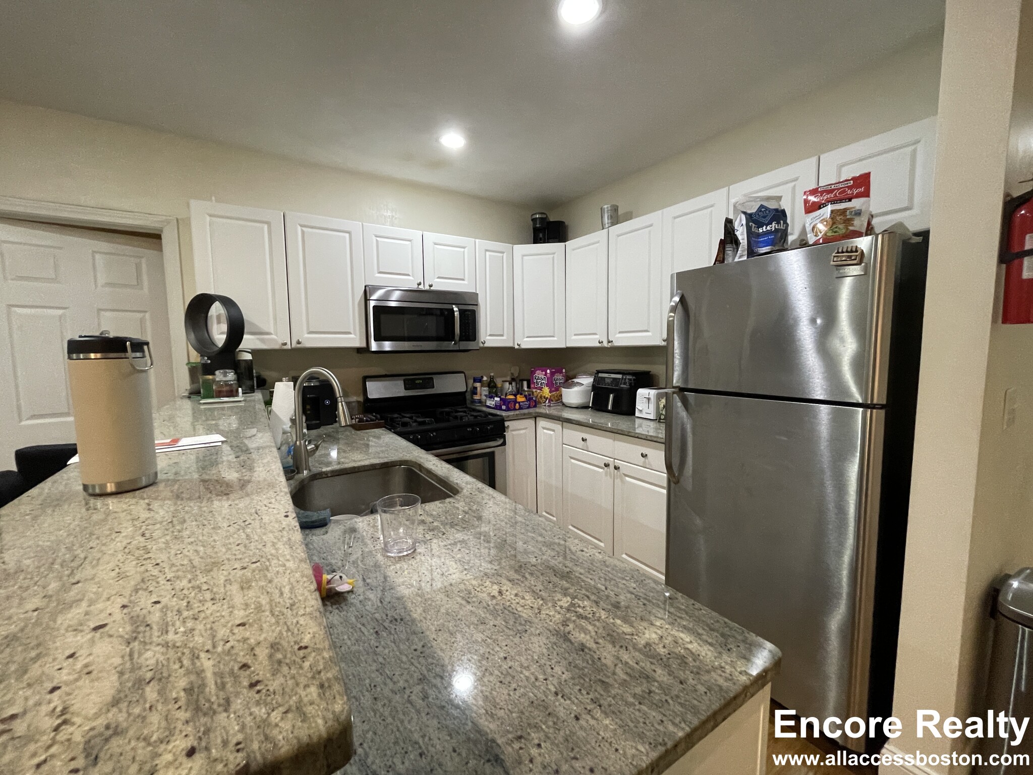 324 Saint Paul St, Brookline