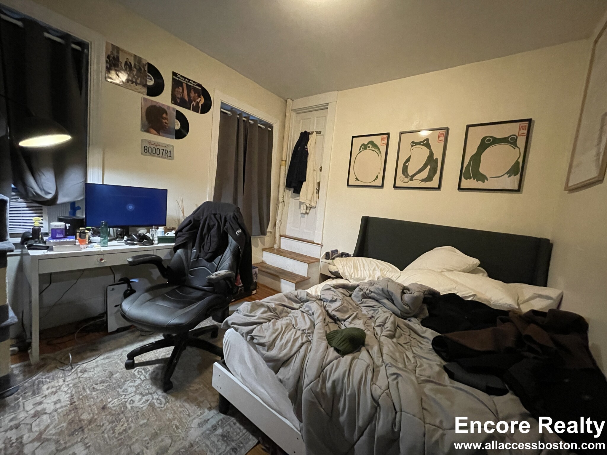 324 Saint Paul St, Brookline