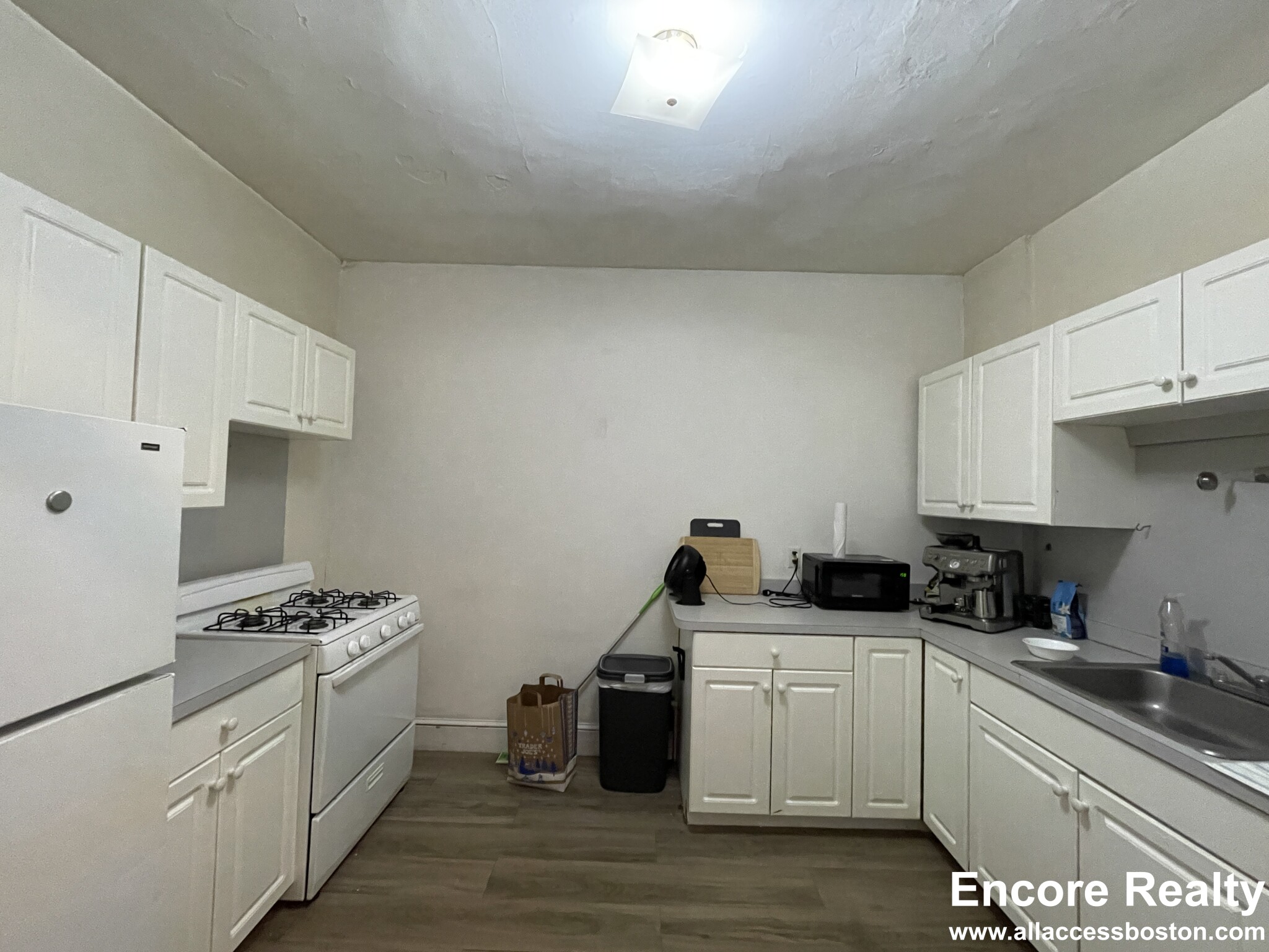 54 Egmont St, North Brookline