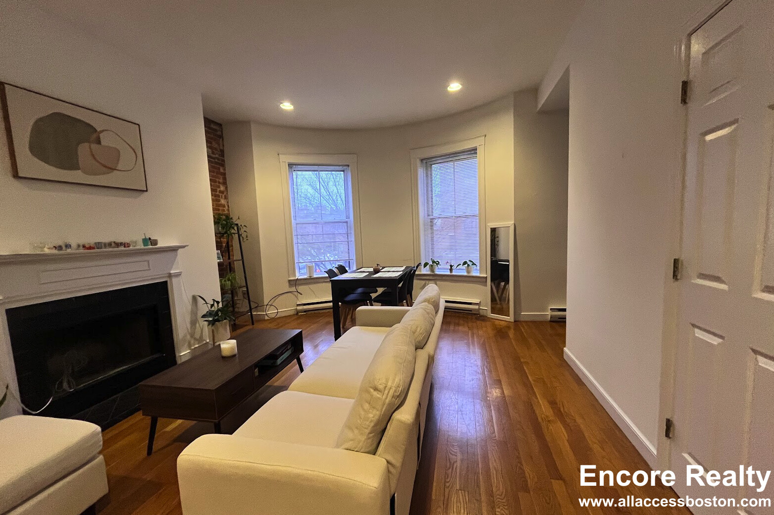 1742 Washington St, South End