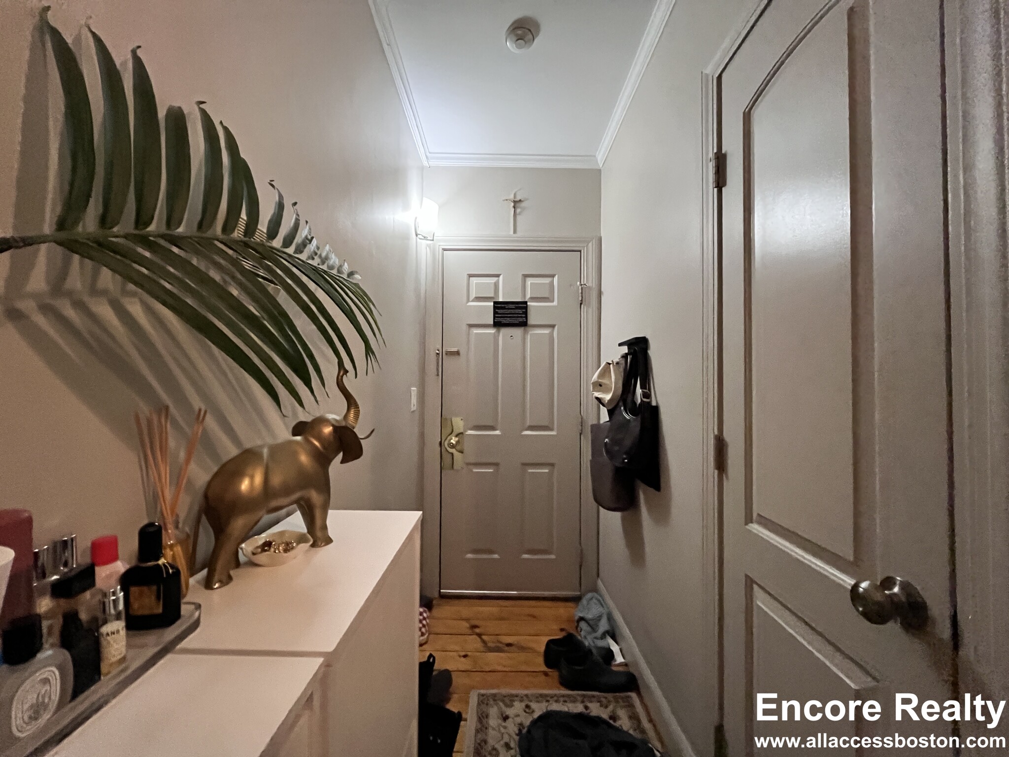 17 Garrison St, Back Bay