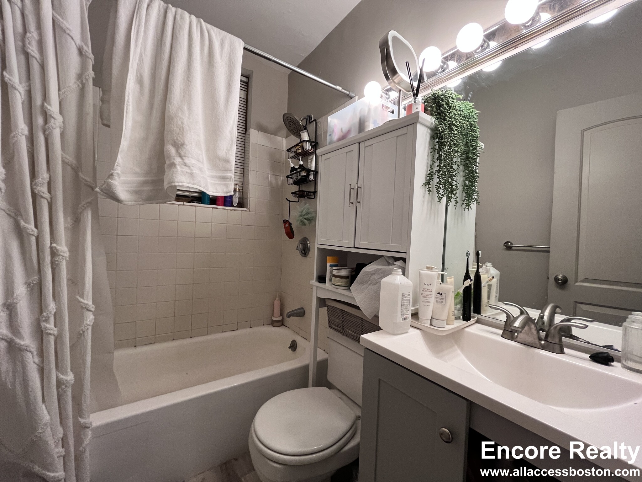 17 Garrison St, Back Bay