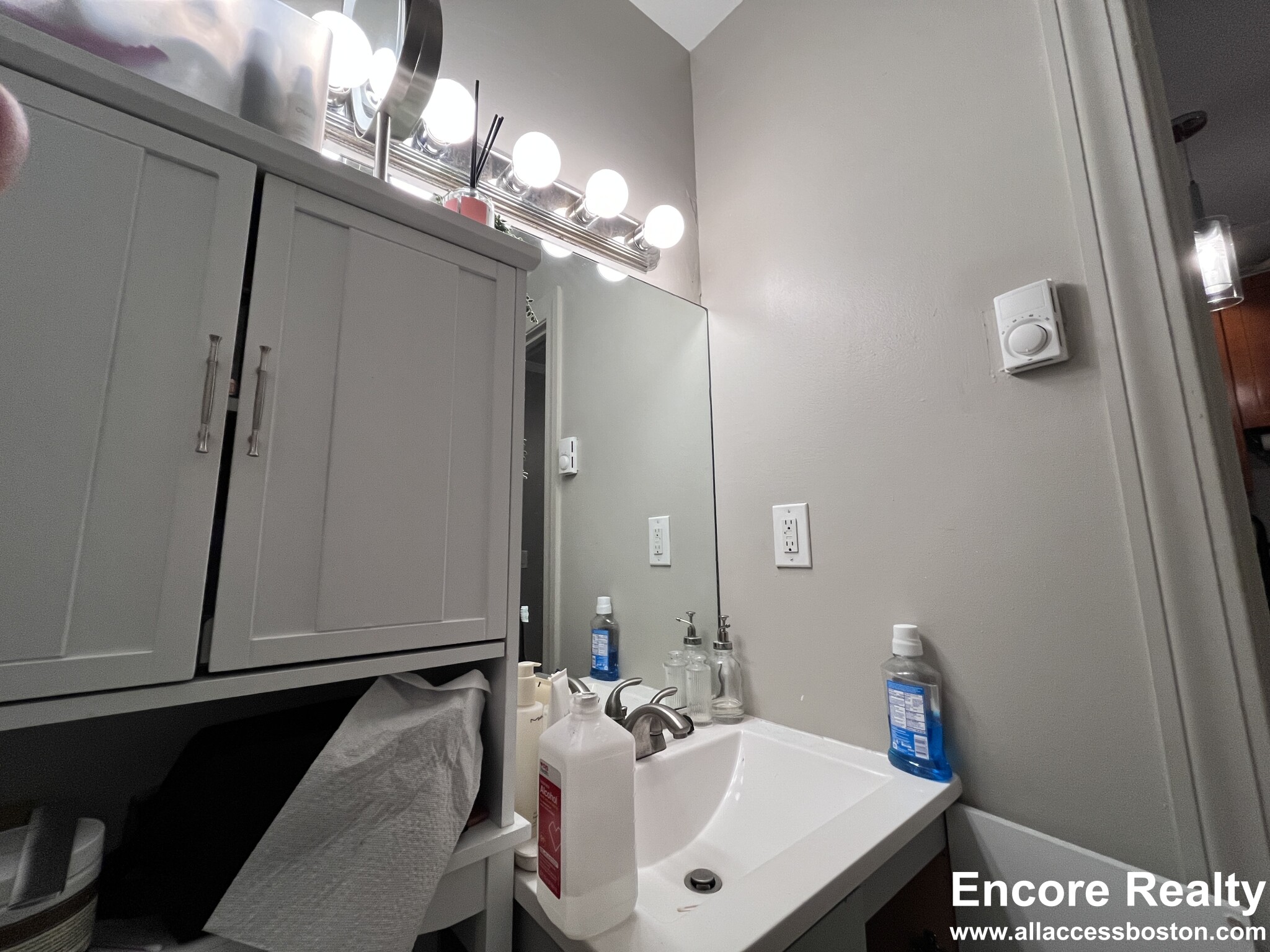 17 Garrison St, Back Bay