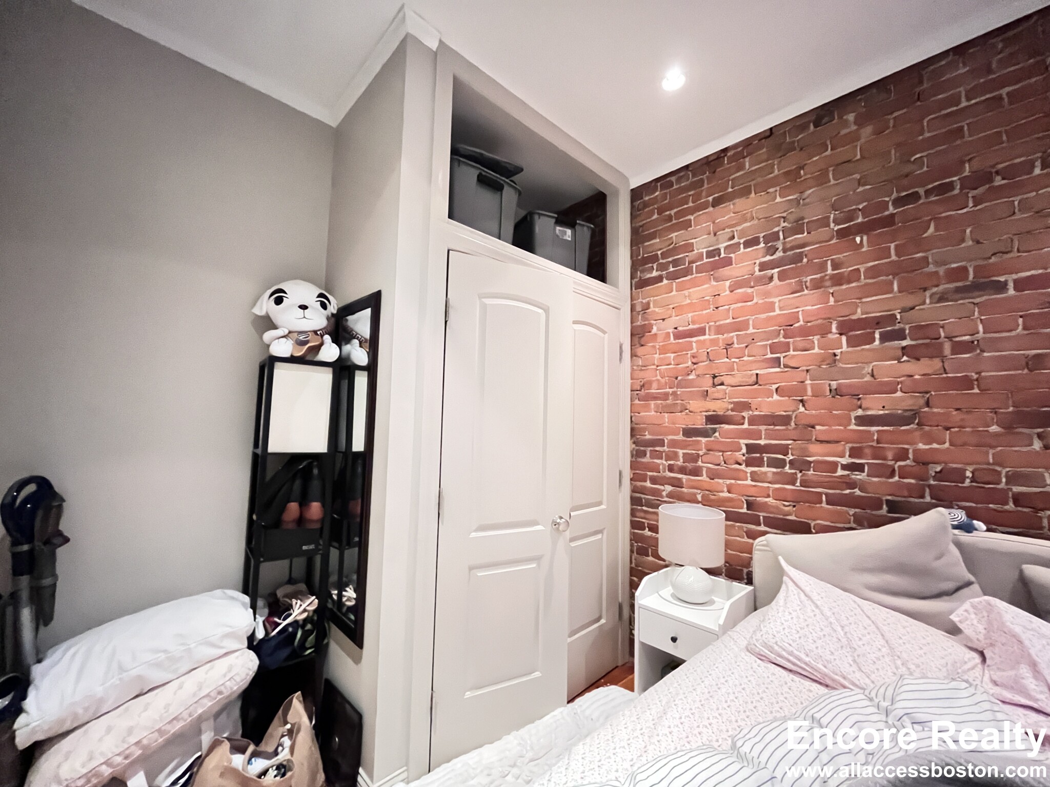 17 Garrison St, Back Bay