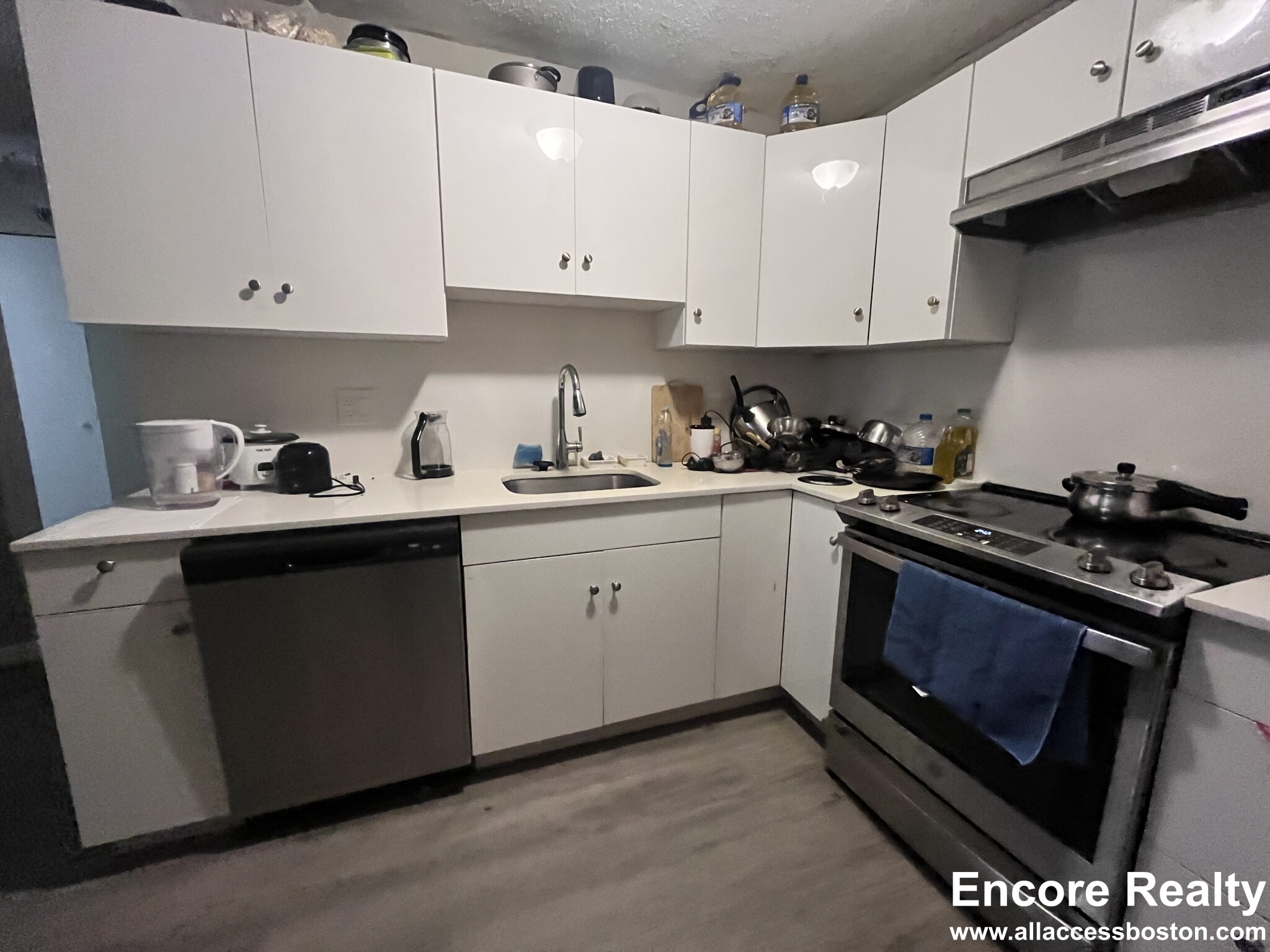 226 Parker Hill Ave, Mission Hill