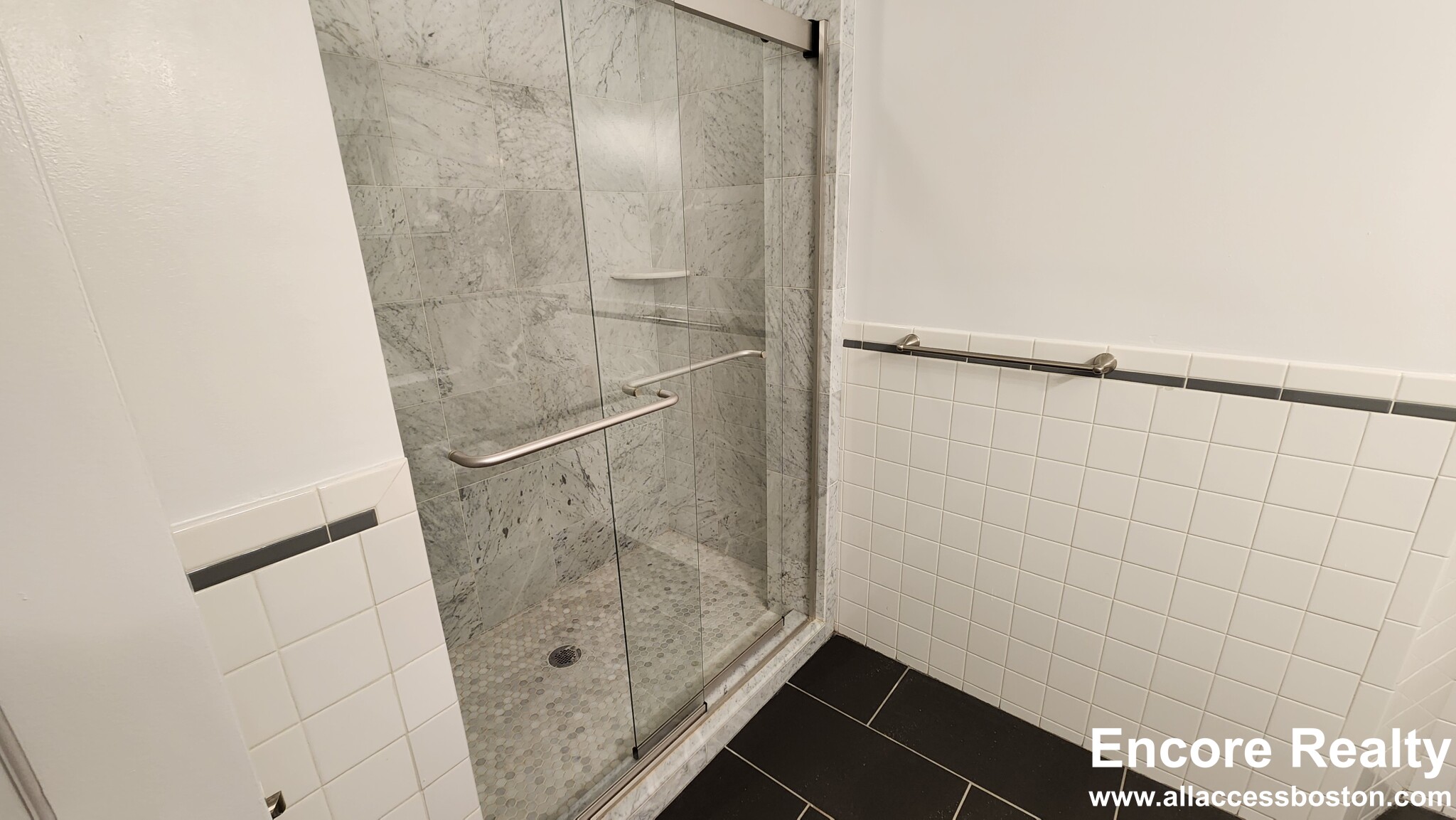 1404 Beacon St, Corey Hill