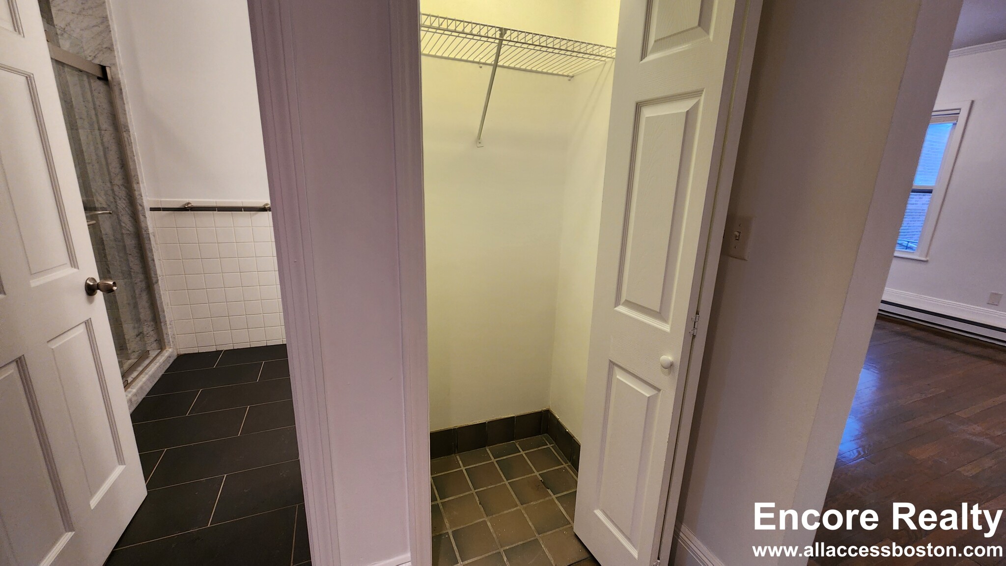 1404 Beacon St, Corey Hill