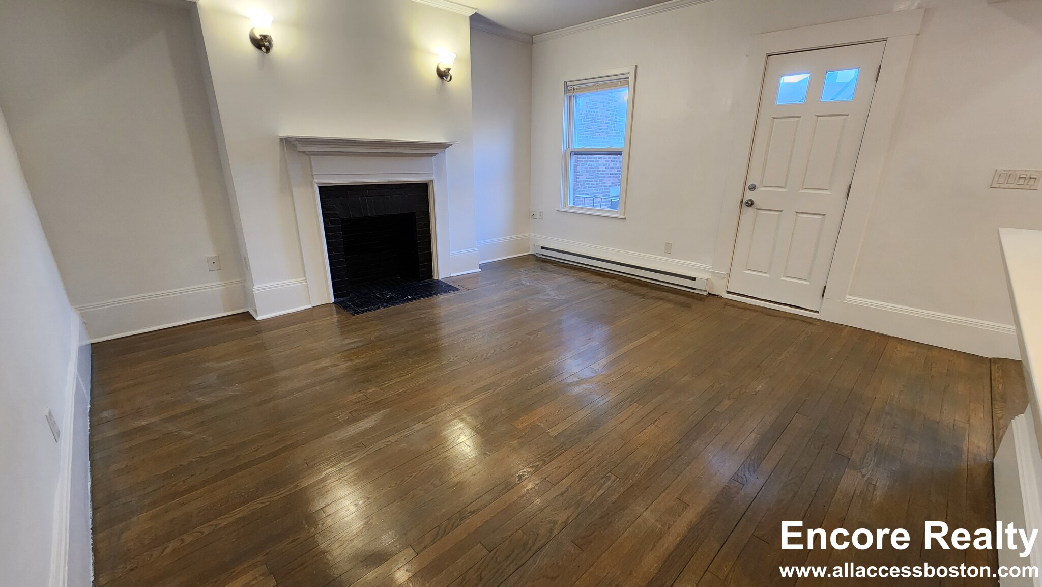 1404 Beacon St, Corey Hill