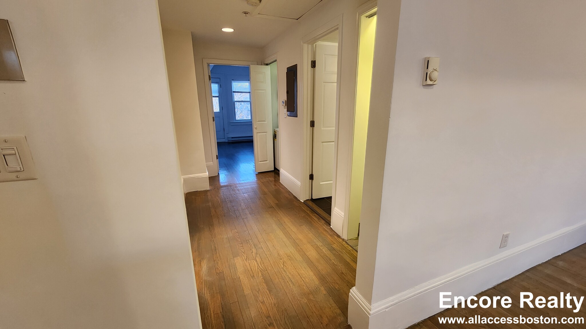 1404 Beacon St, Corey Hill