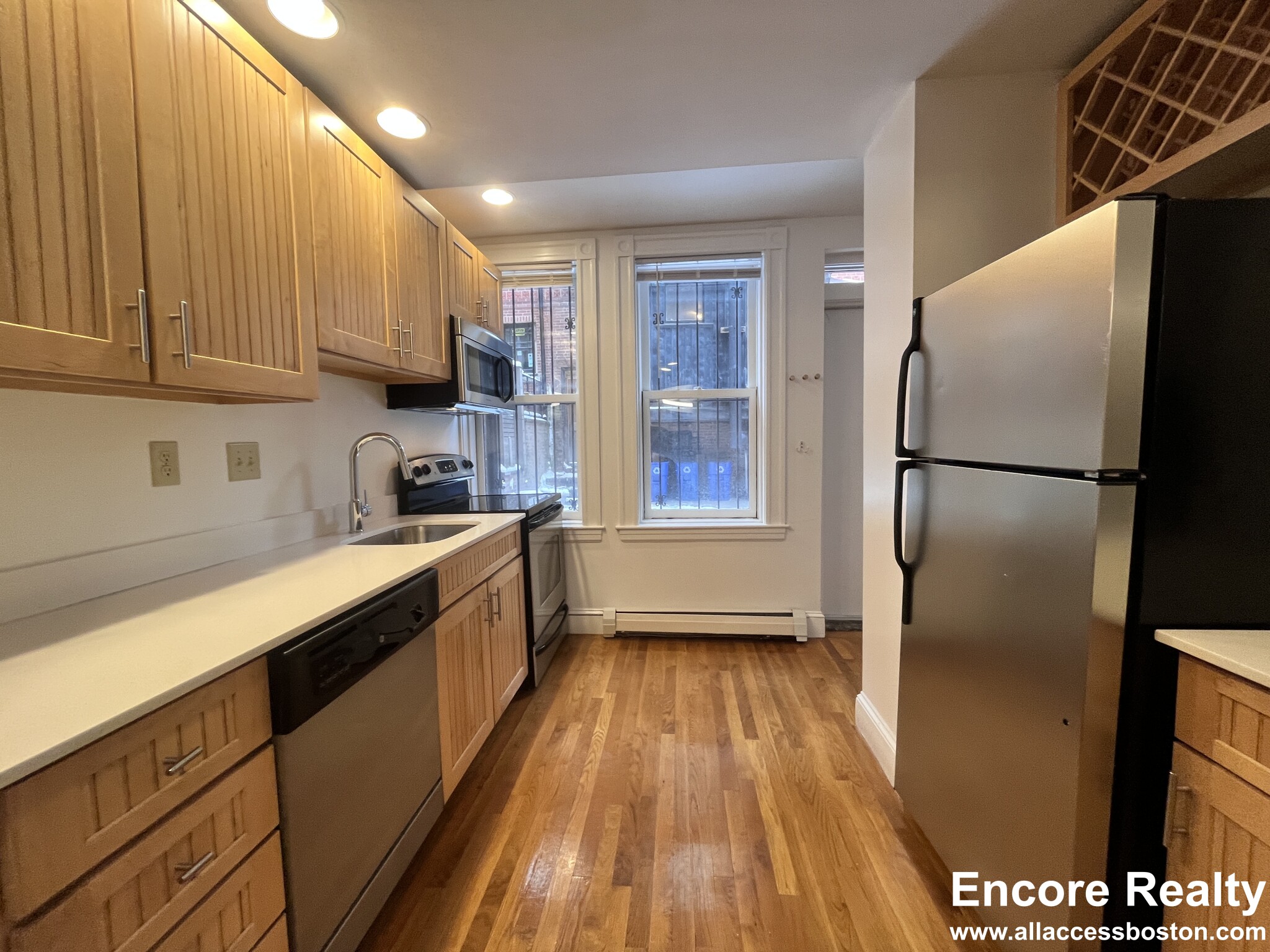 195 Commonwealth Ave, Back Bay