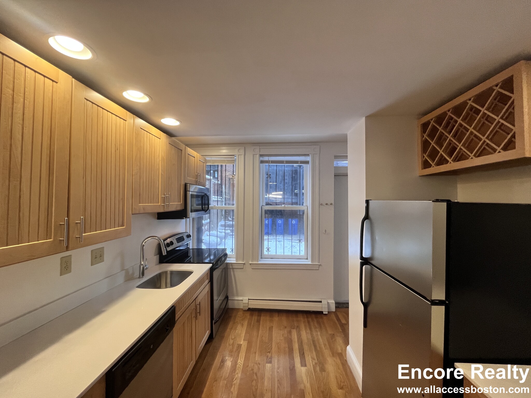 195 Commonwealth Ave, Back Bay