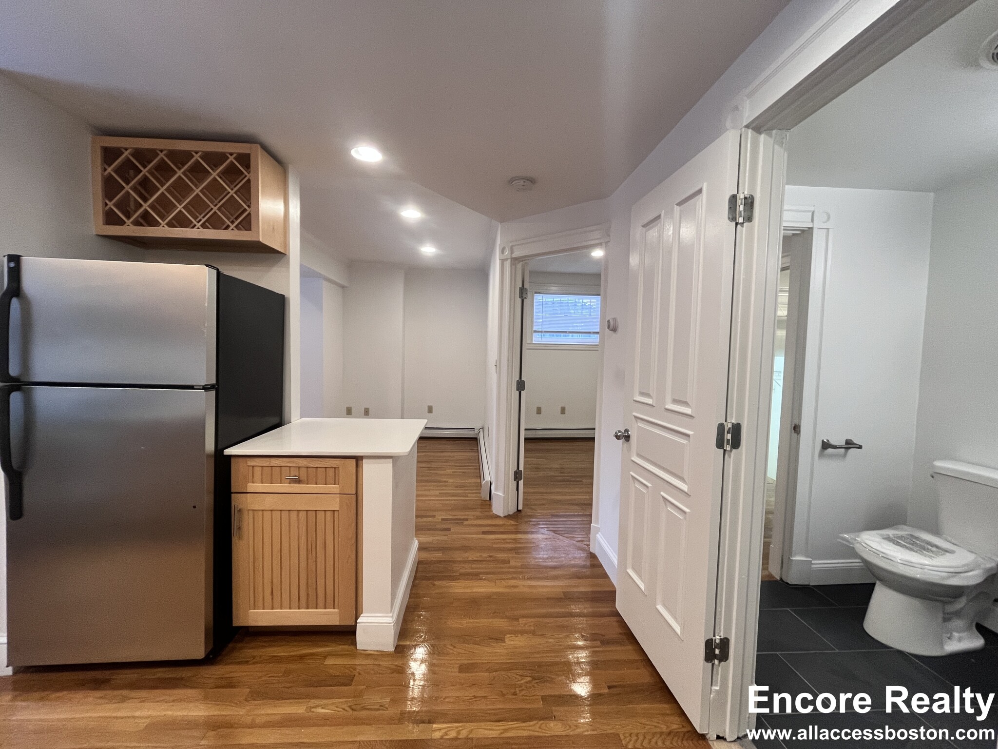 195 Commonwealth Ave, Back Bay