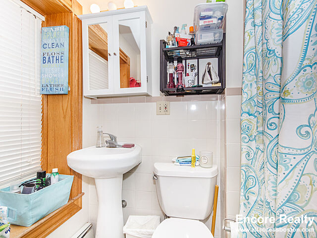 39 Charles St, Beacon Hill