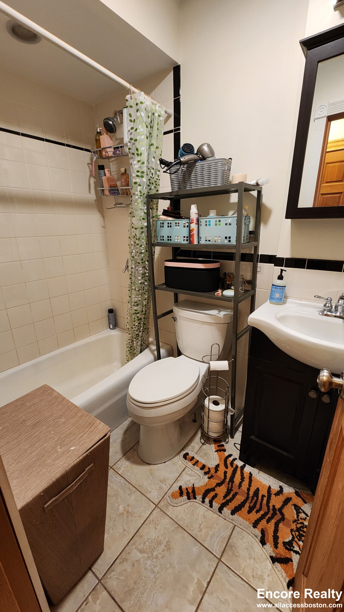 46 Garden St, Beacon Hill