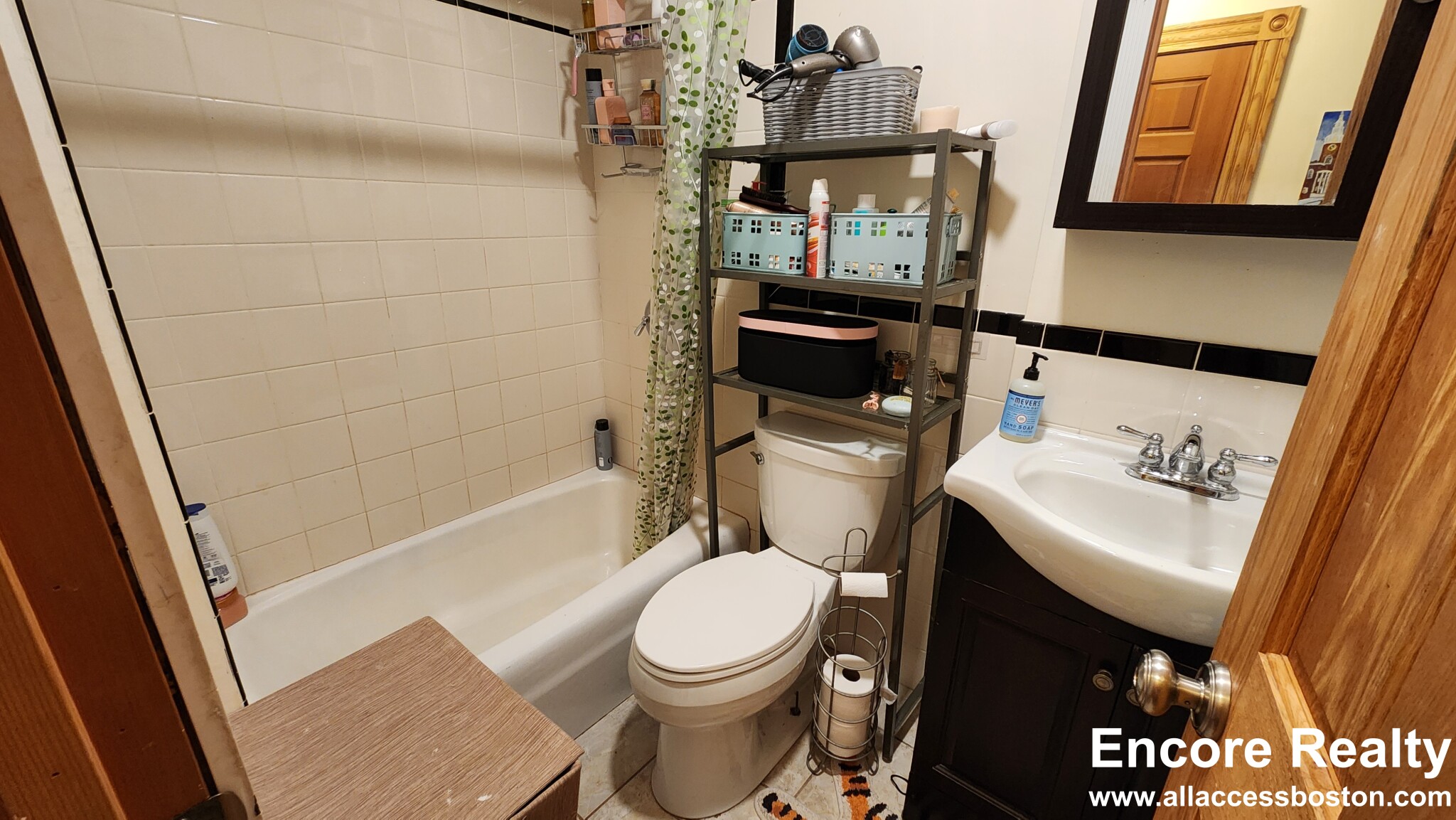 46 Garden St, Beacon Hill