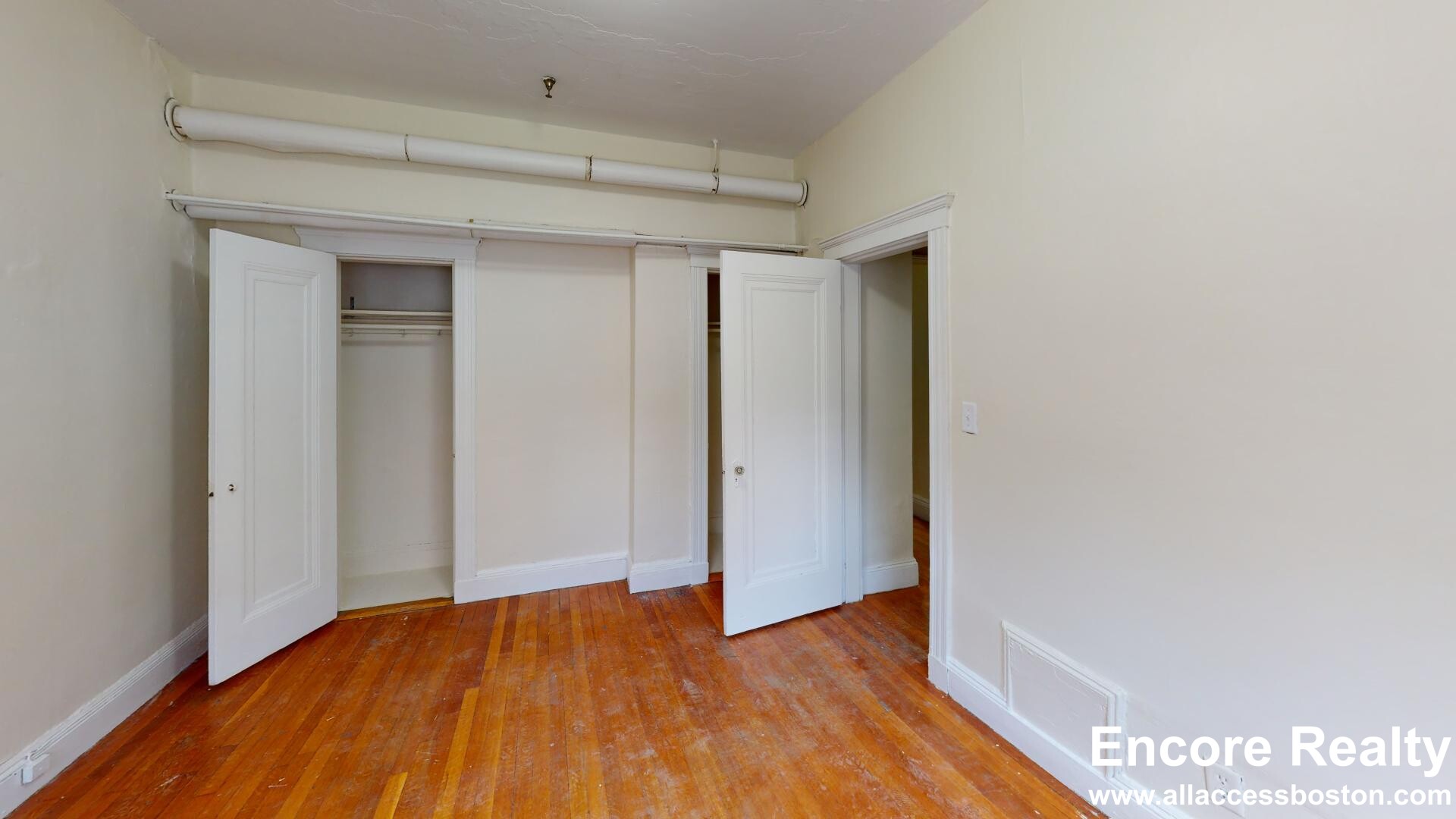 116 Washington St, Brighton