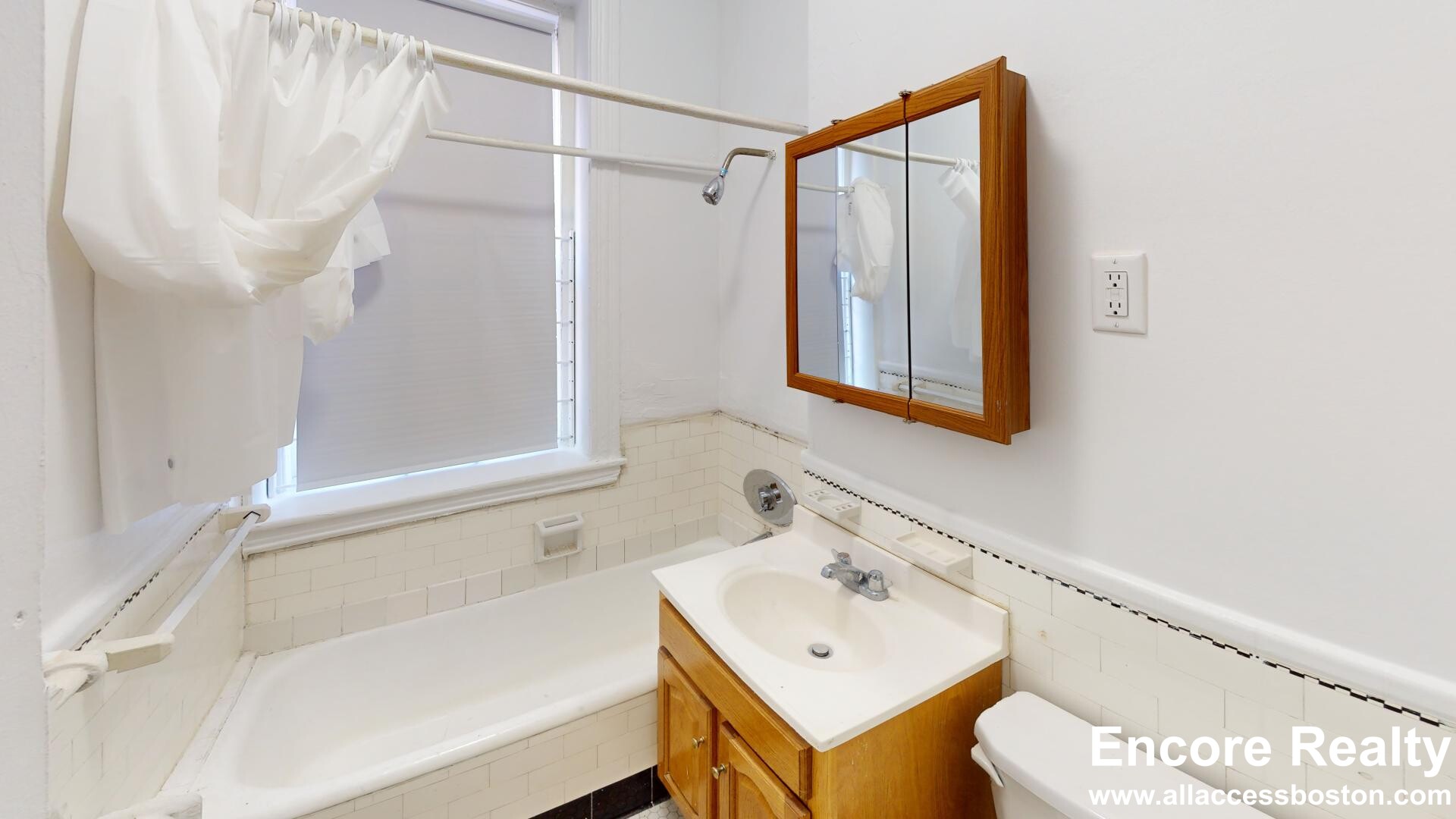 116 Washington St, Brighton