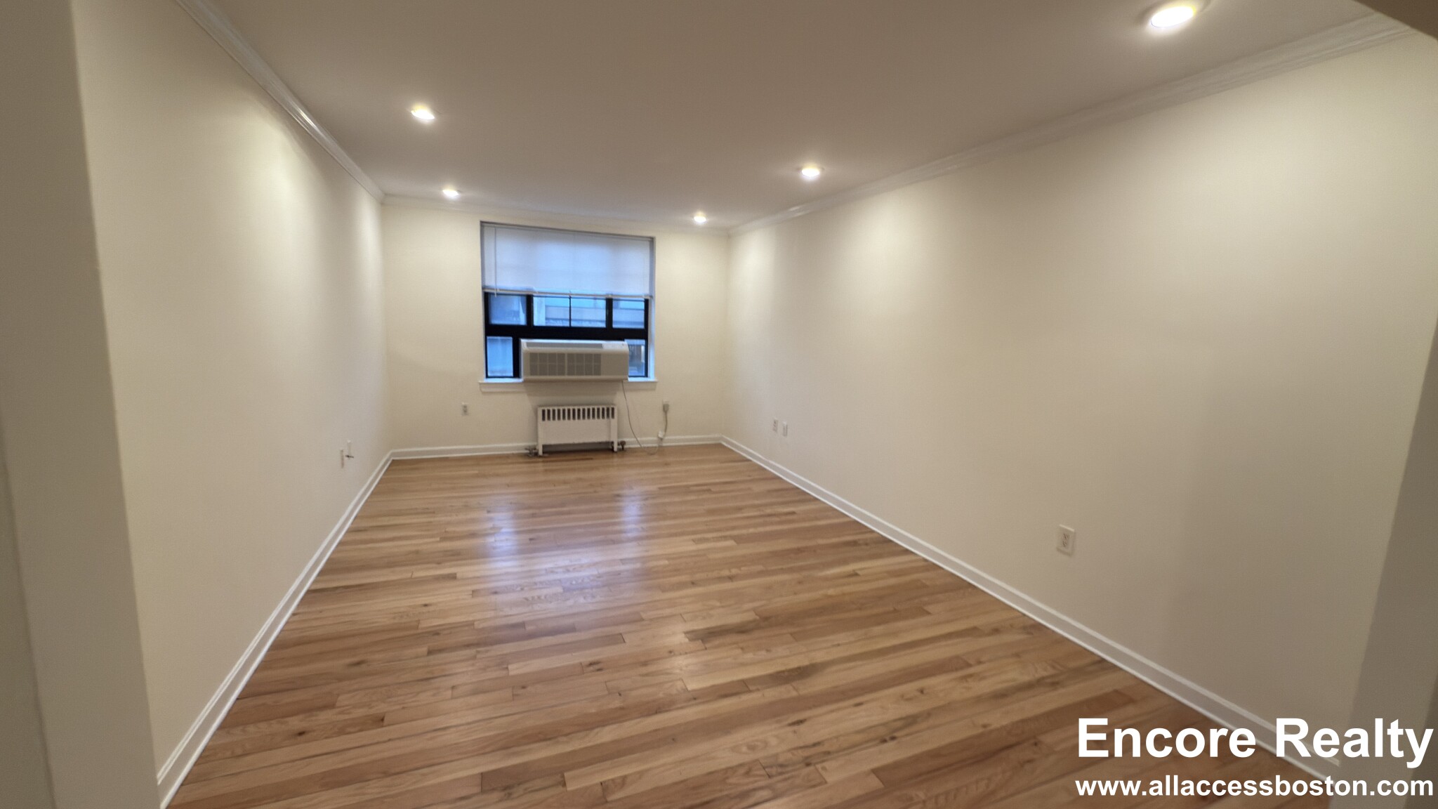 60 Brattle St, Harvard Square