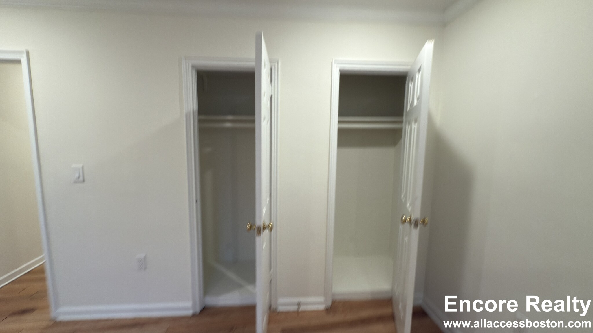 60 Brattle St, Harvard Square