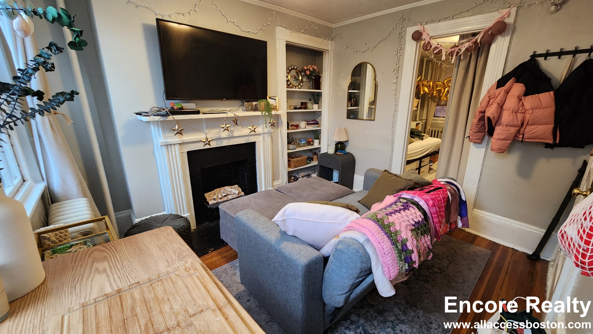 1 Champney Pl, Beacon Hill