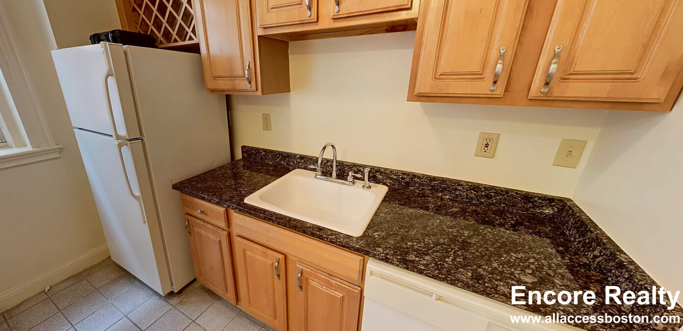 108 Jersey St, Fenway