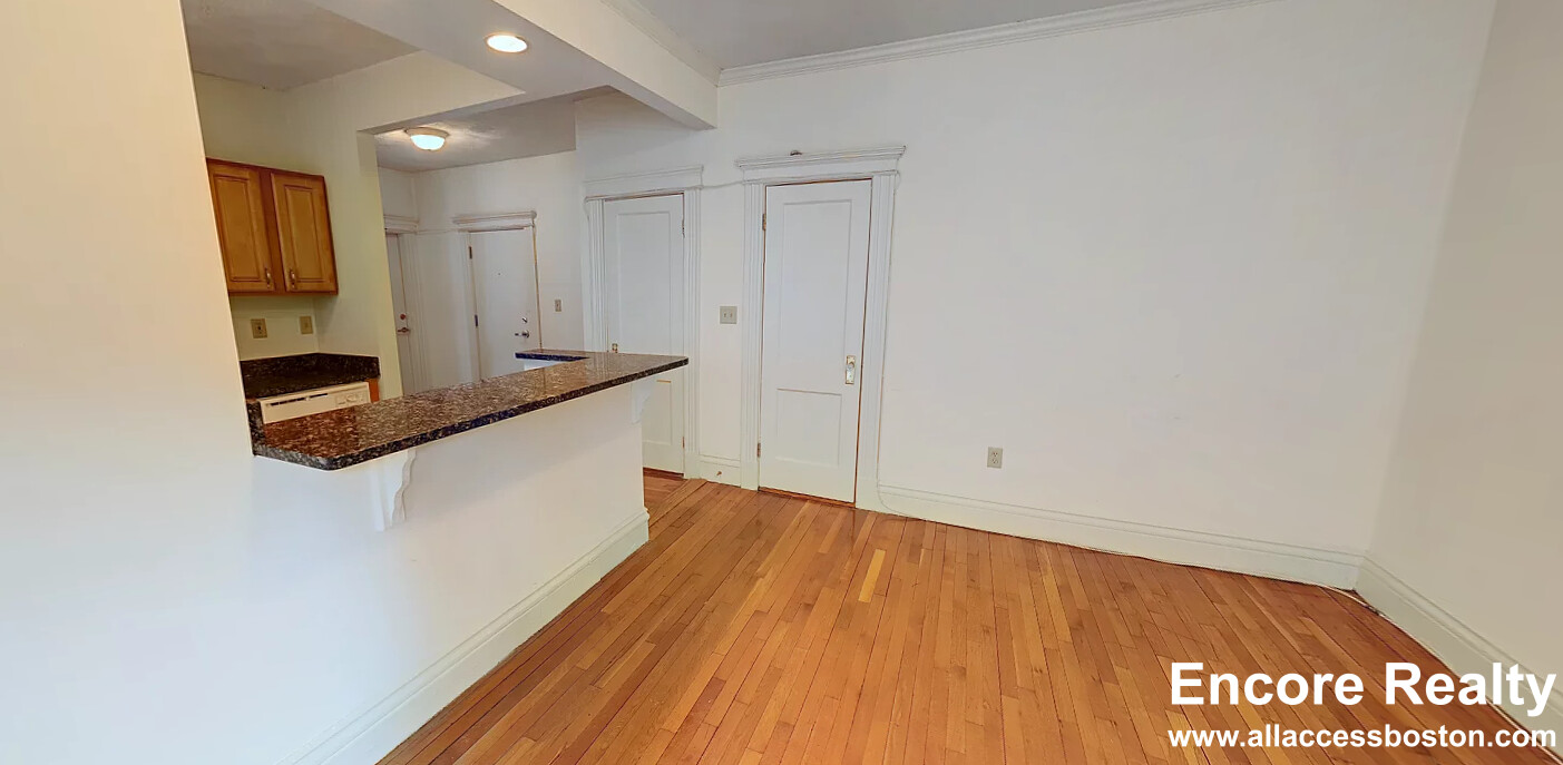 108 Jersey St, Fenway