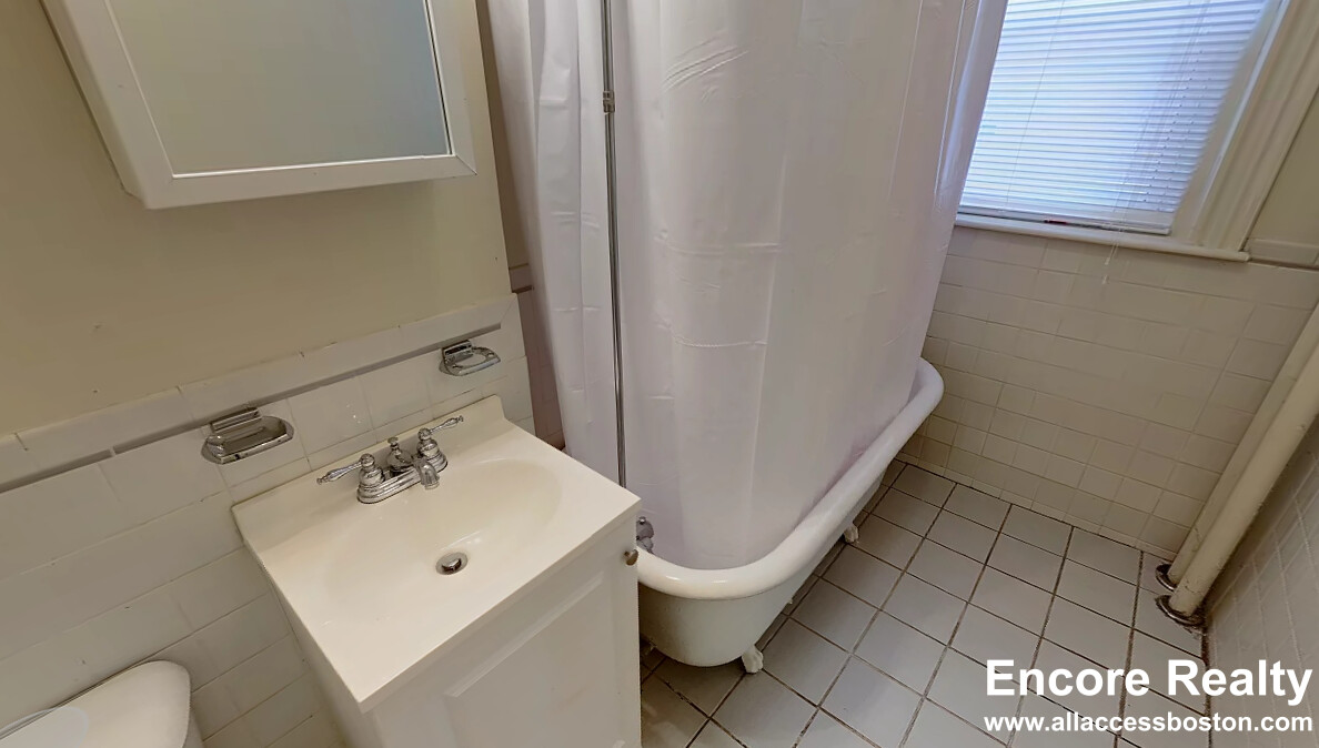 108 Jersey St, Fenway