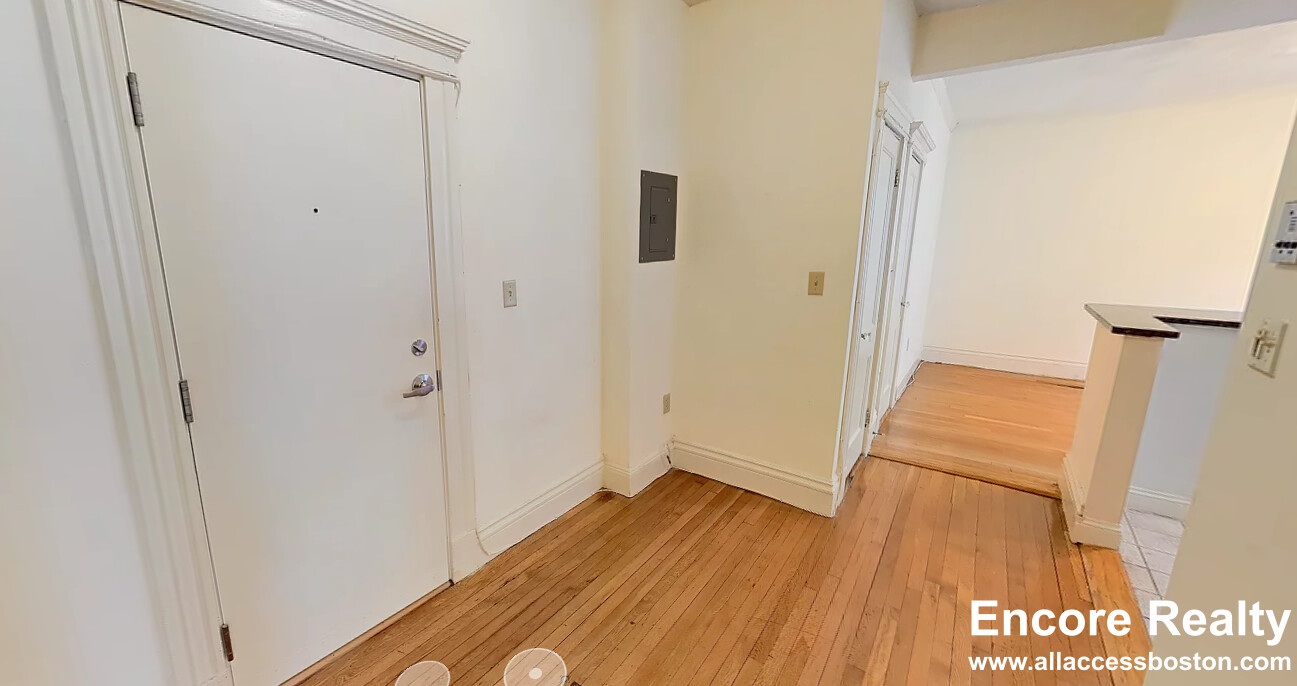 108 Jersey St, Fenway