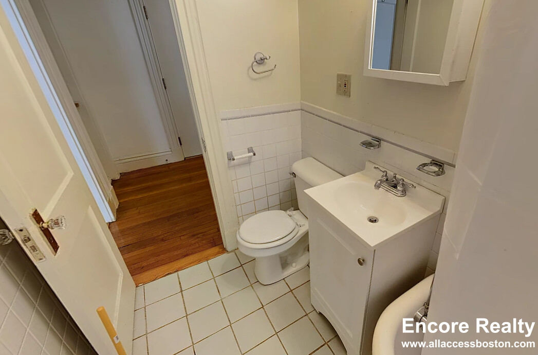 108 Jersey St, Fenway