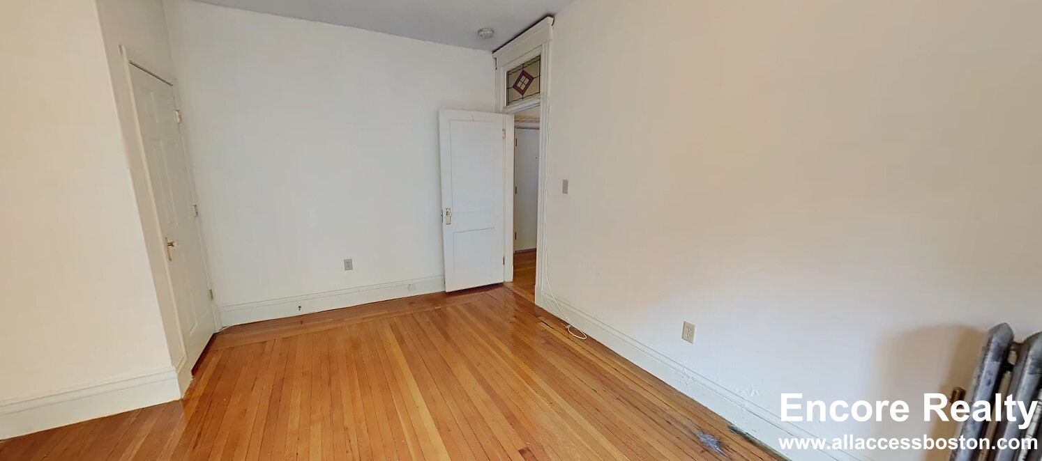 108 Jersey St, Fenway