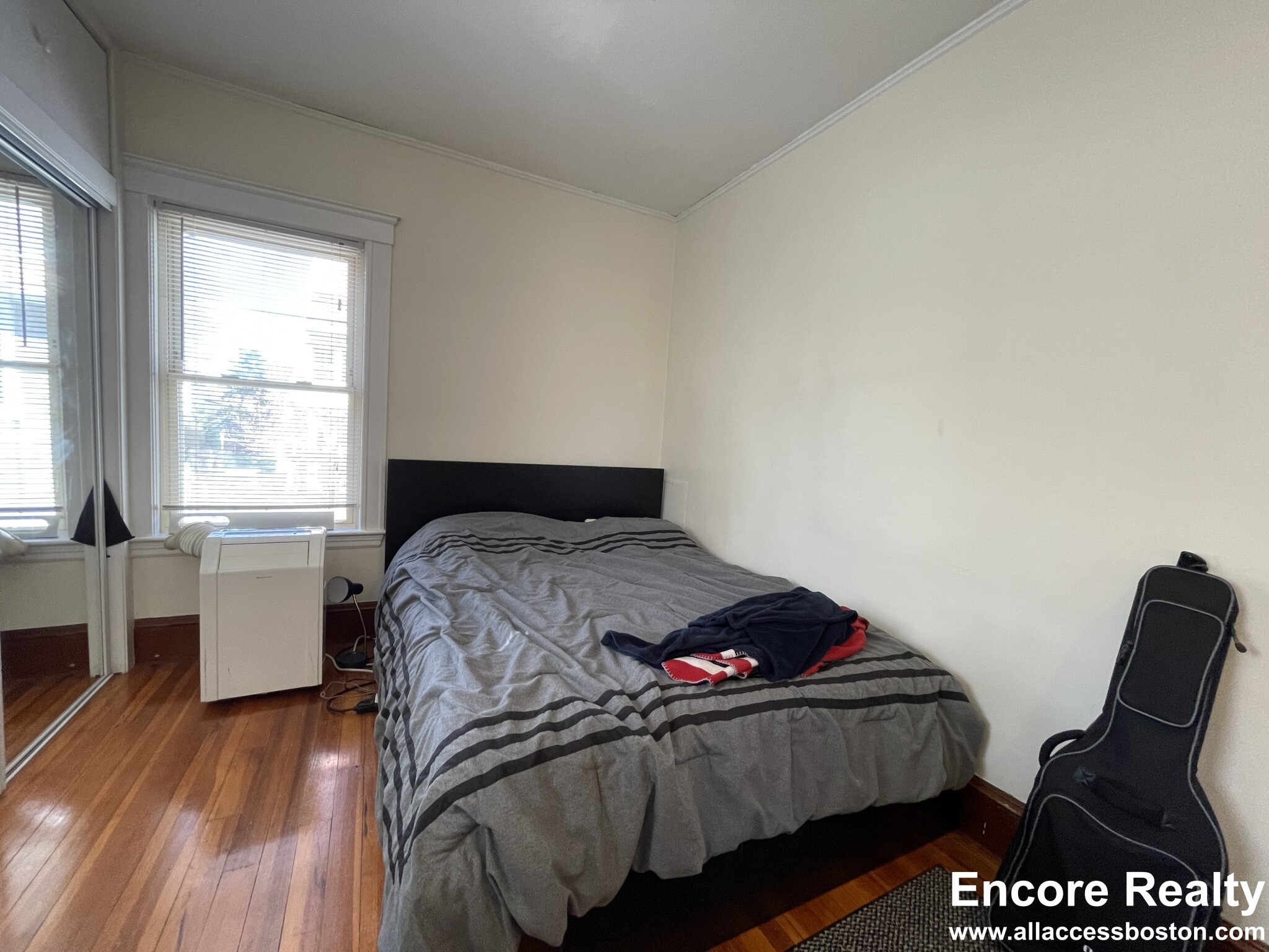 56 Hobson St, Oak Square